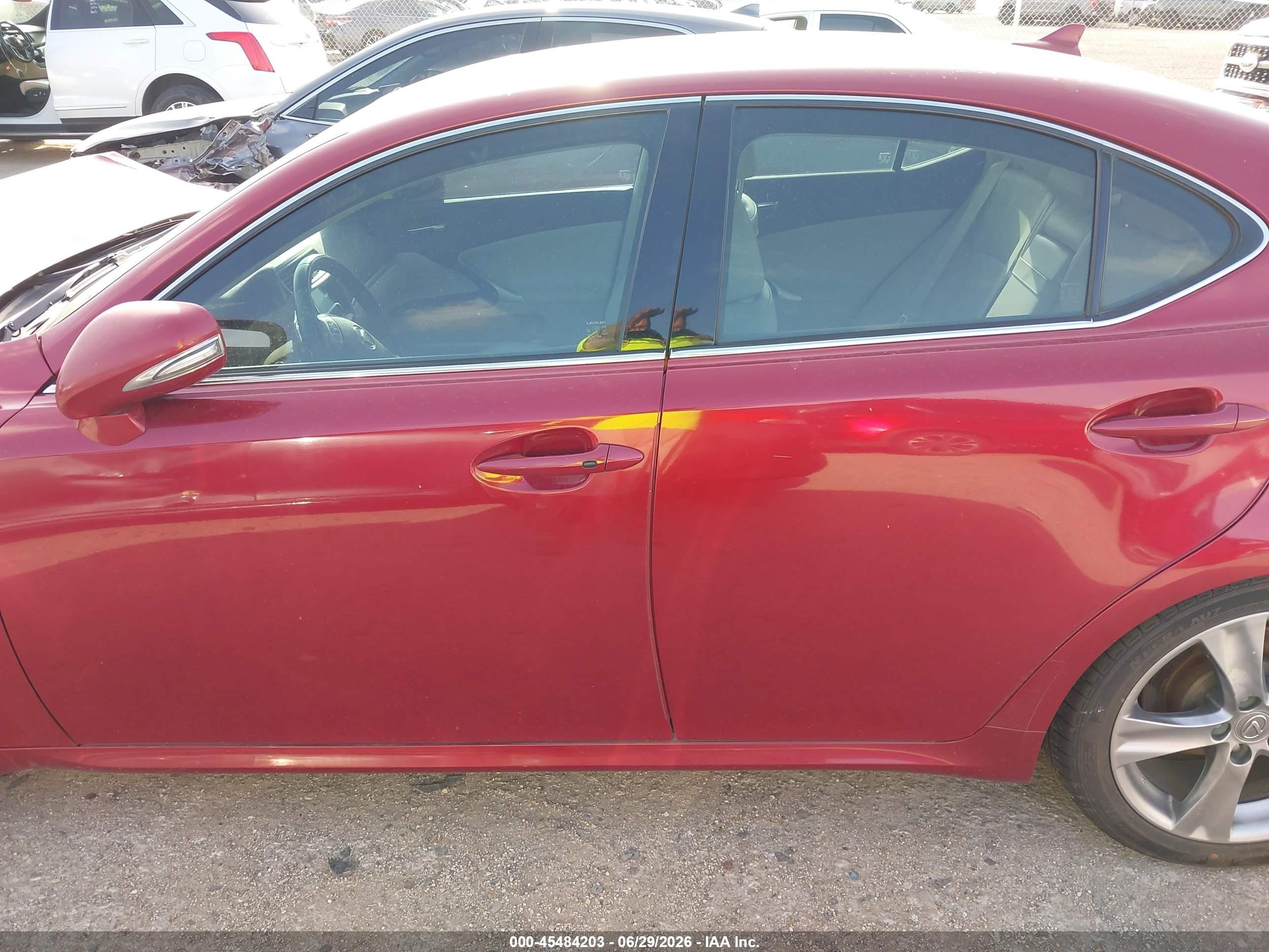 2012 Lexus Is 250 Maroon vin: JTHBF5C21C5183013