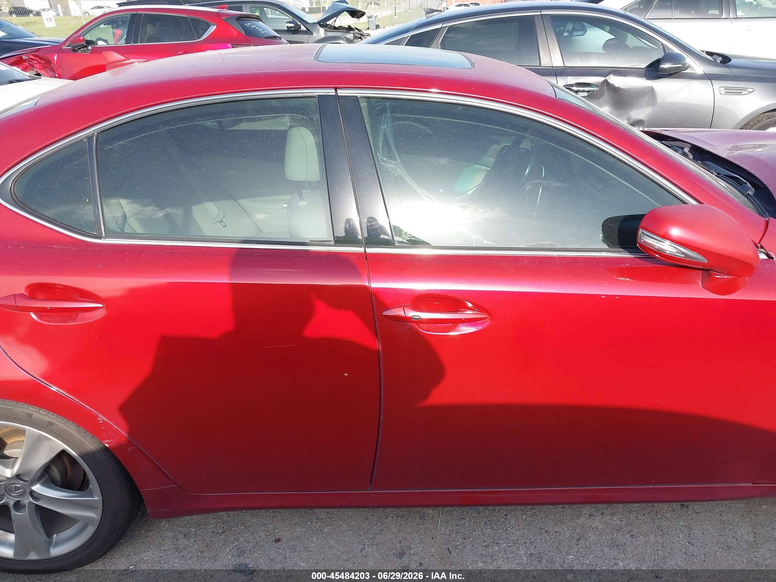2012 Lexus Is 250 Maroon vin: JTHBF5C21C5183013