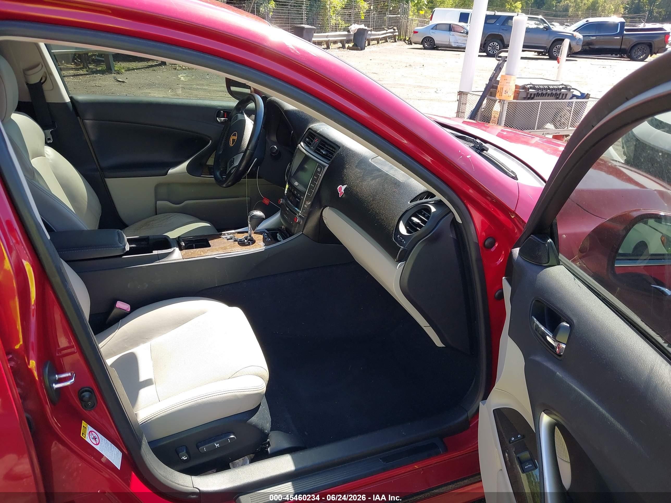 2013 Lexus Is 250   Red vin: JTHBF5C21D5185409