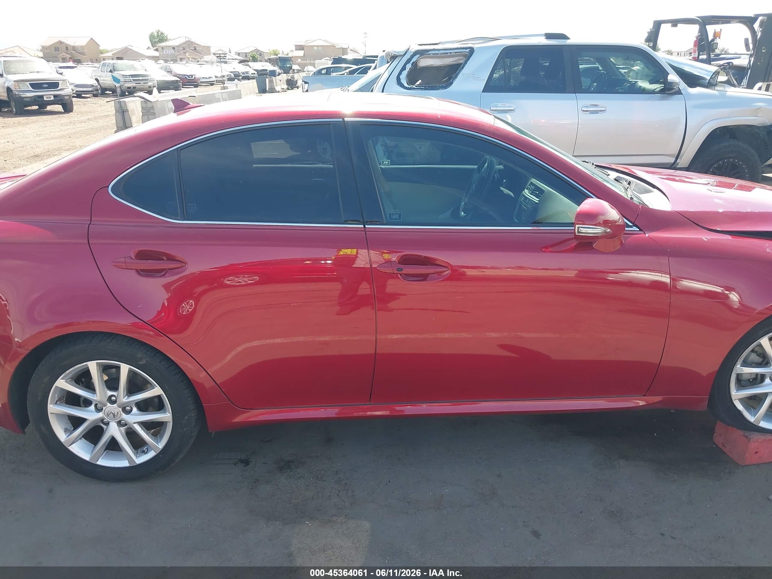 2013 Lexus Is 250   Red vin: JTHBF5C21D5192148