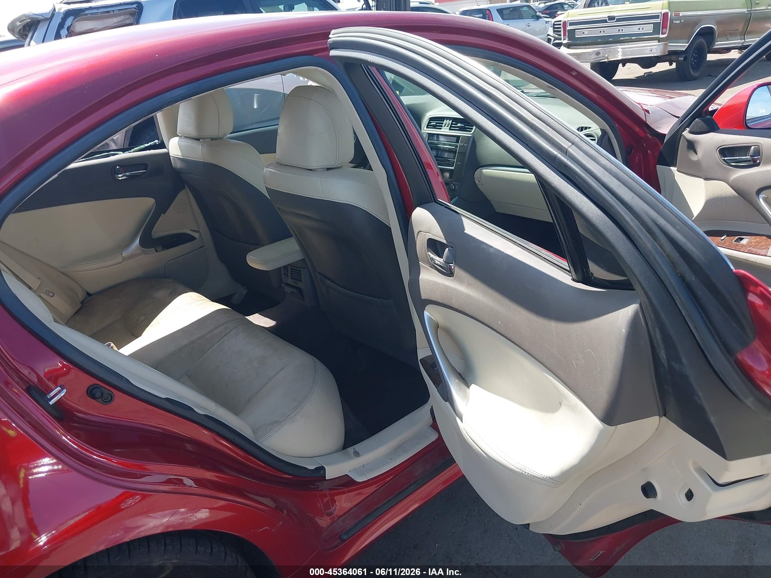 2013 Lexus Is 250   Red vin: JTHBF5C21D5192148
