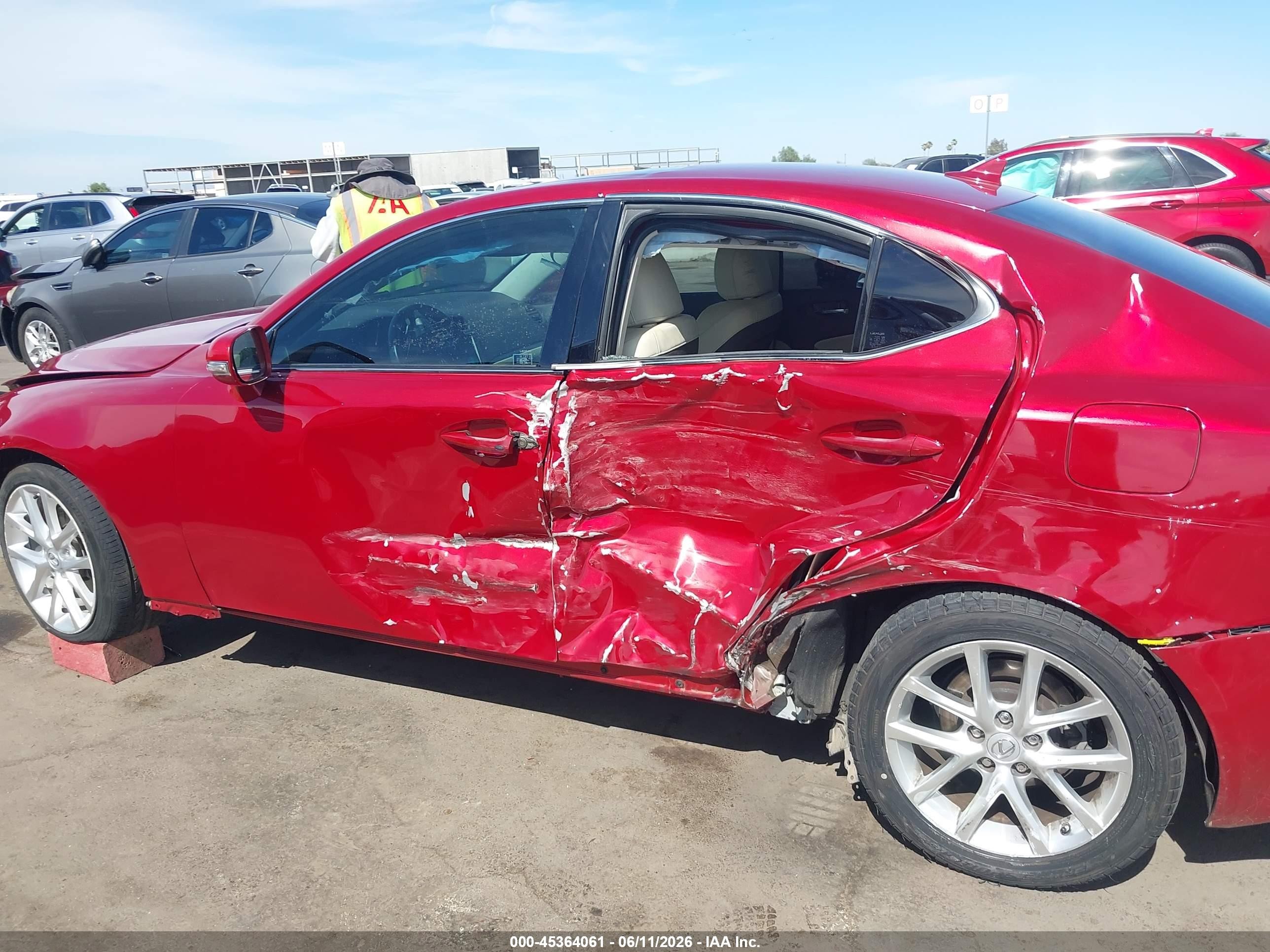 2013 Lexus Is 250   Red vin: JTHBF5C21D5192148