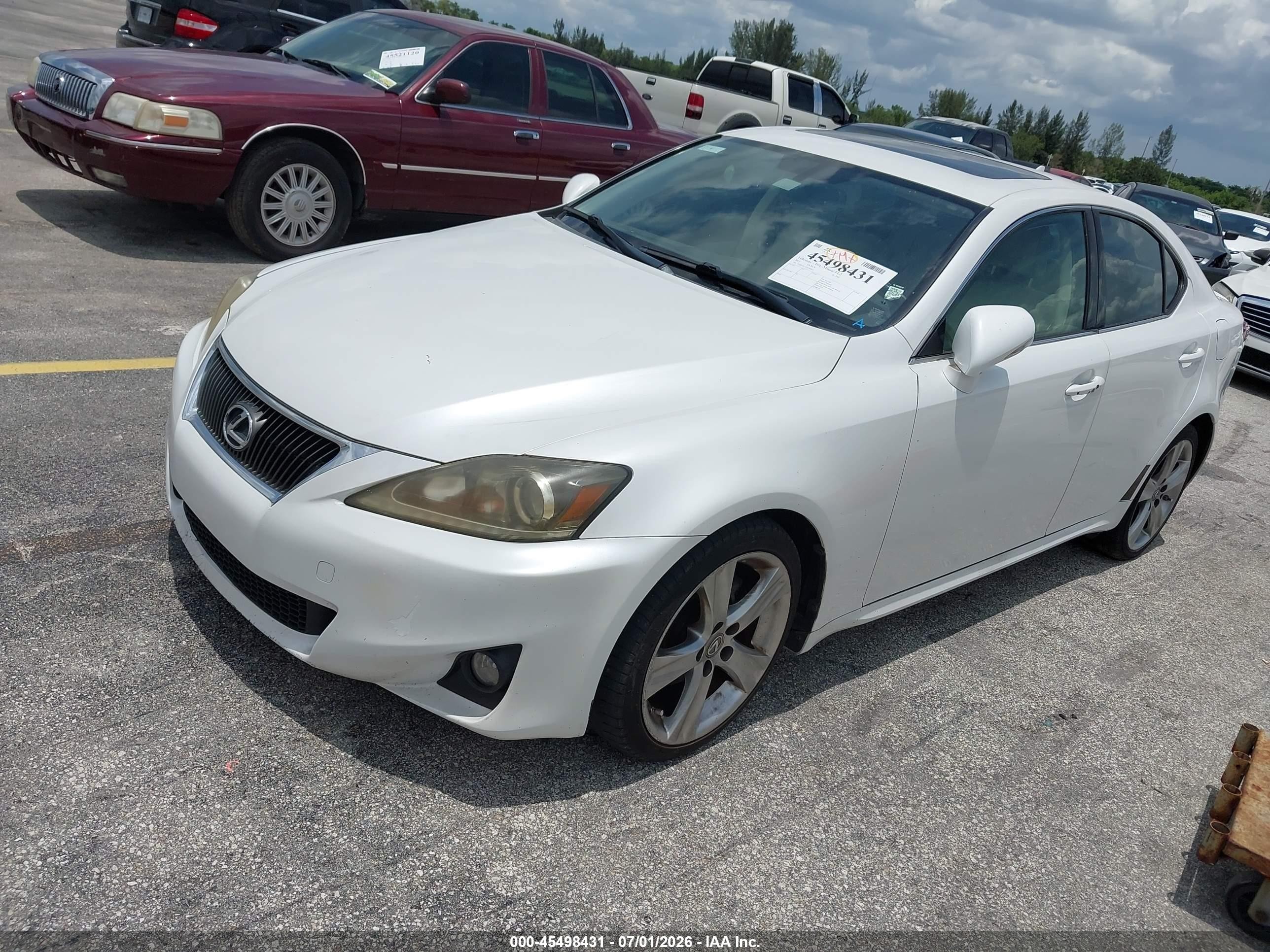 2013 Lexus Is 250   White vin: JTHBF5C21D5192814