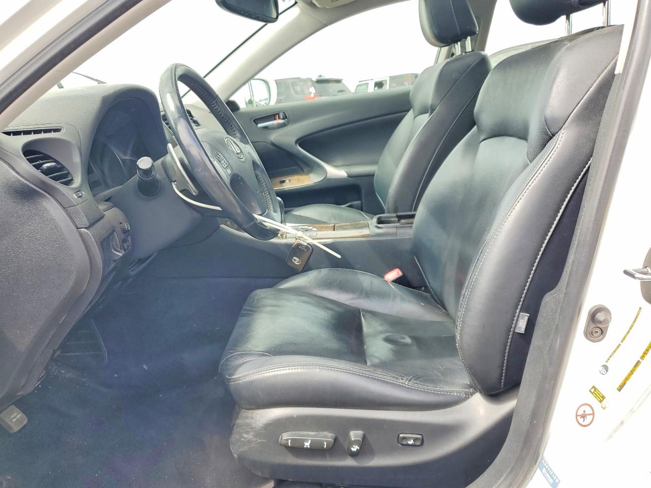2010 Lexus Is 250 Белый vin: JTHBF5C22A5124792