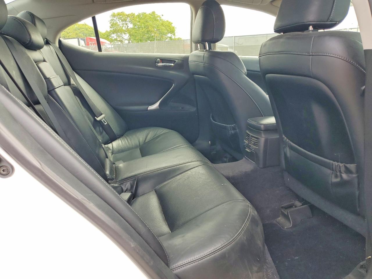2010 Lexus Is 250 Белый vin: JTHBF5C22A5124792