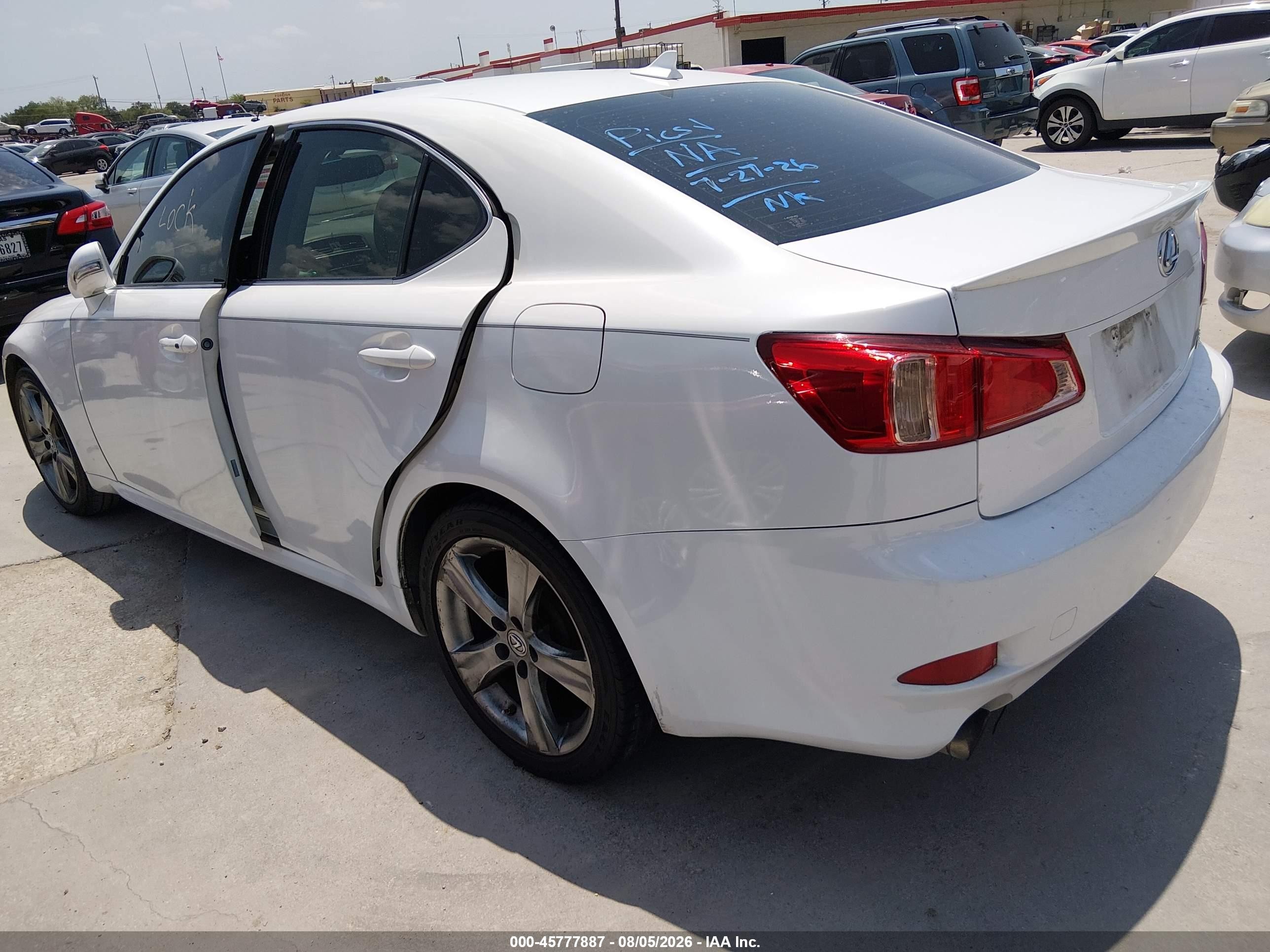 2011 Lexus Is 250   Белый vin: JTHBF5C22B5144574