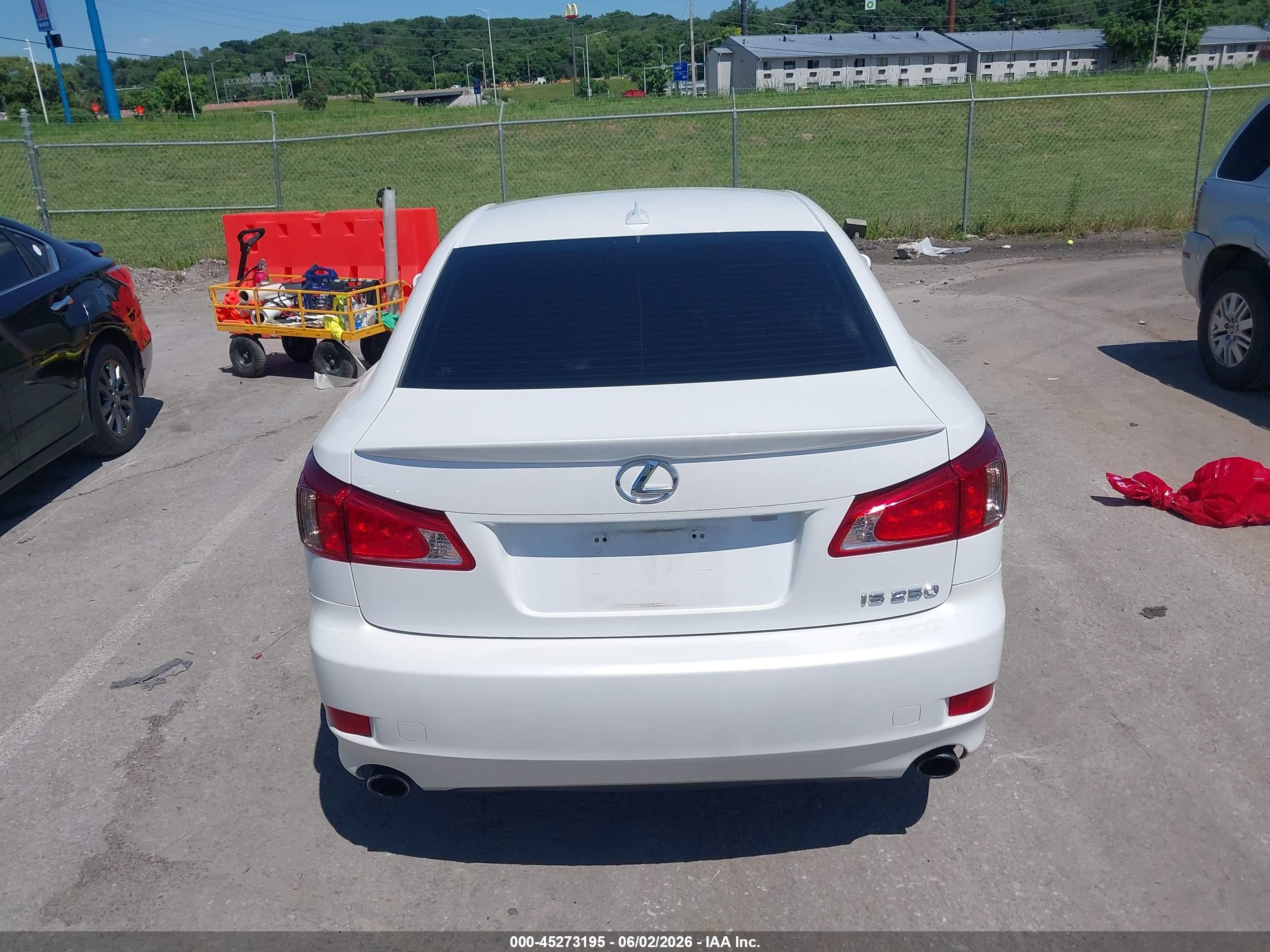 2012 Lexus Is 250   White vin: JTHBF5C22C5165412