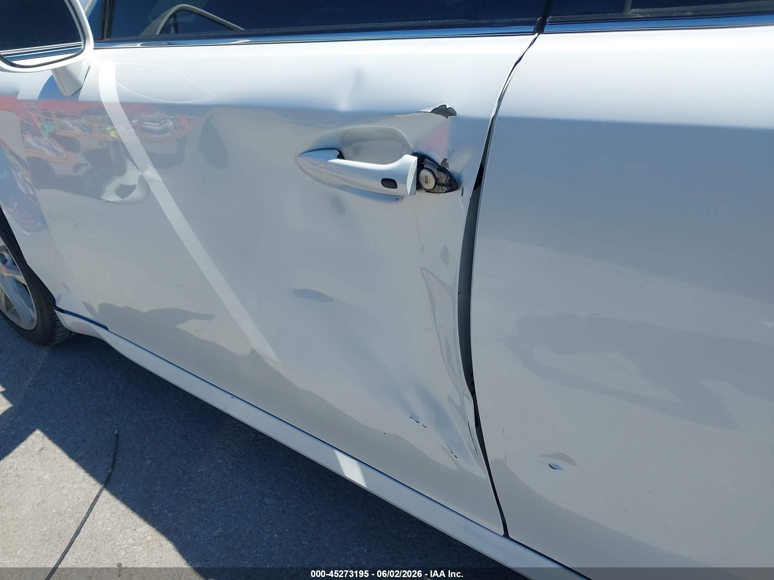 2012 Lexus Is 250   White vin: JTHBF5C22C5165412