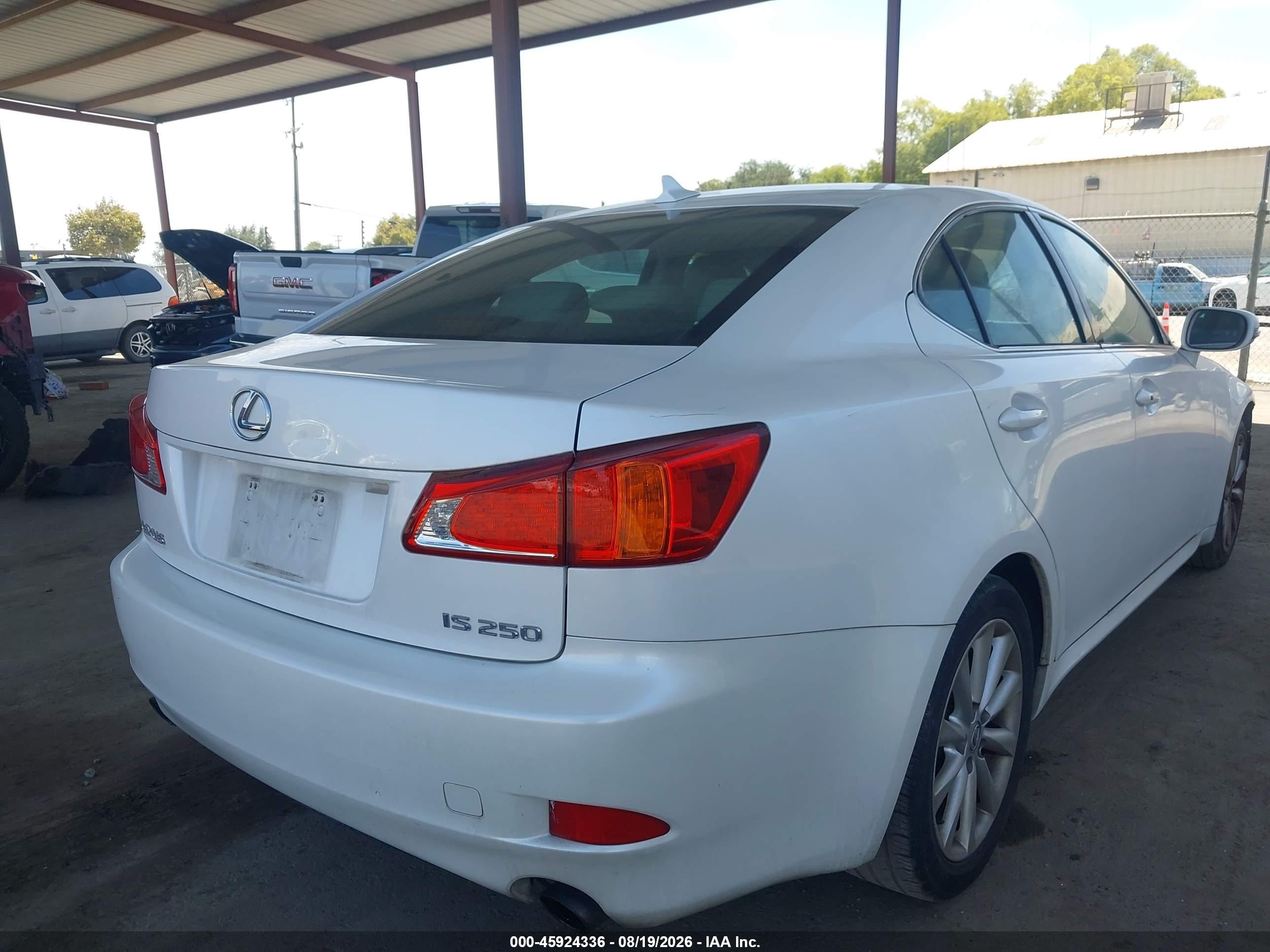 2010 Lexus Is 250   White vin: JTHBF5C23A5107581