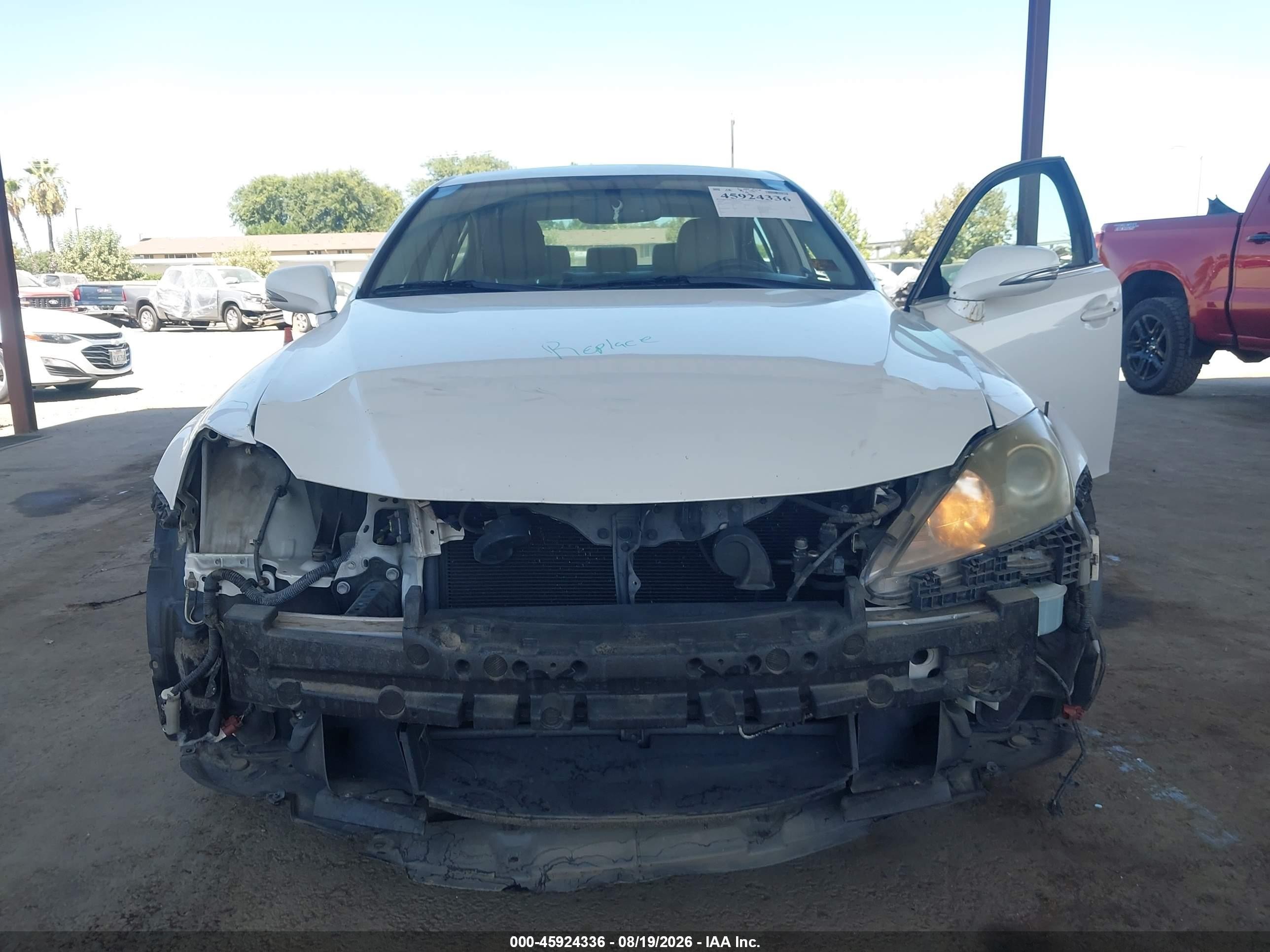 2010 Lexus Is 250   White vin: JTHBF5C23A5107581