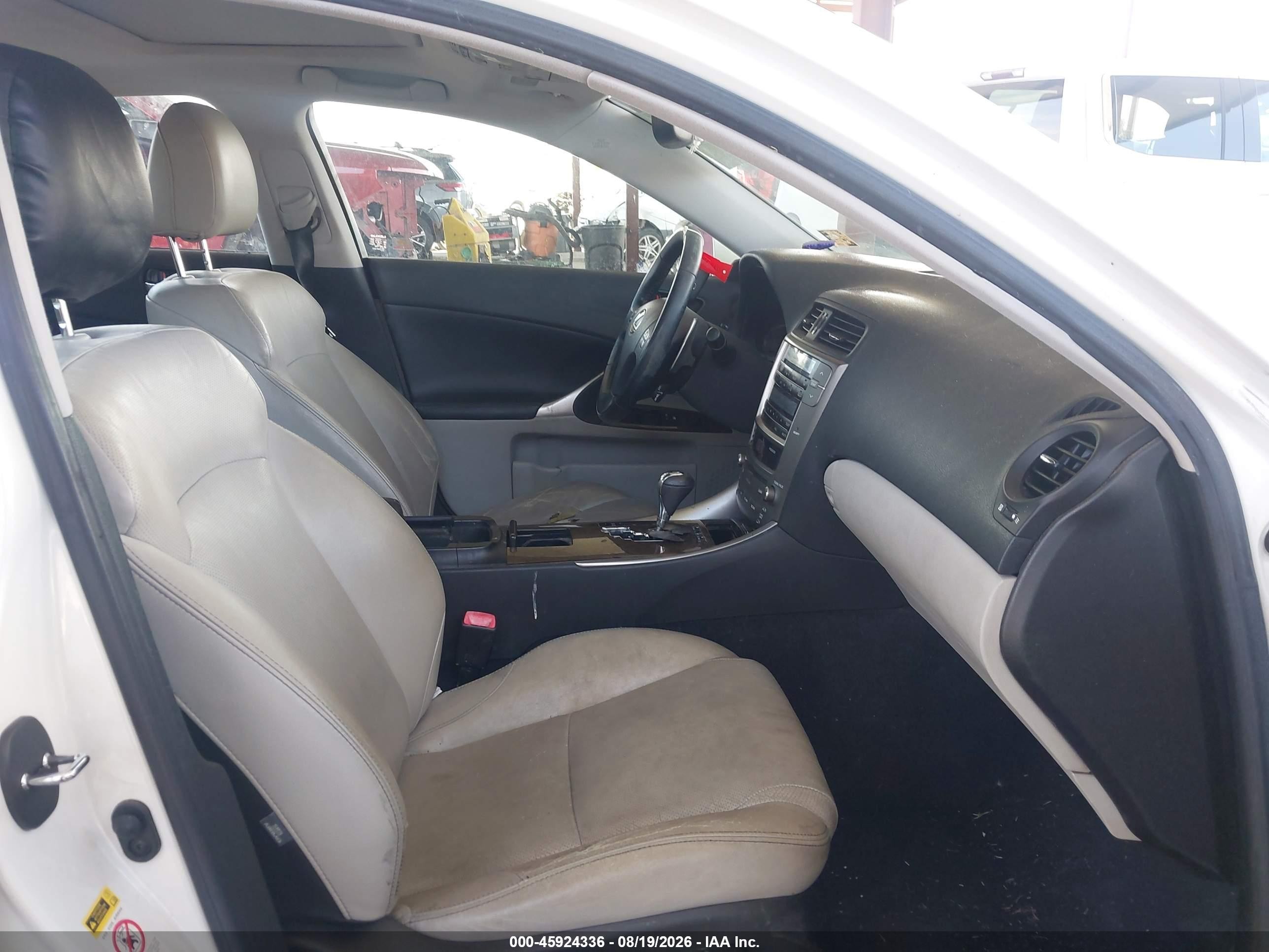 2010 Lexus Is 250   White vin: JTHBF5C23A5107581