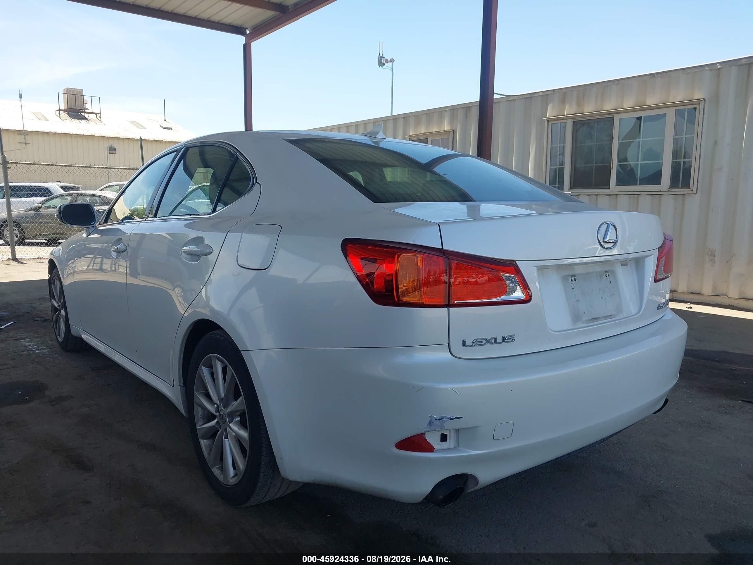 2010 Lexus Is 250   White vin: JTHBF5C23A5107581
