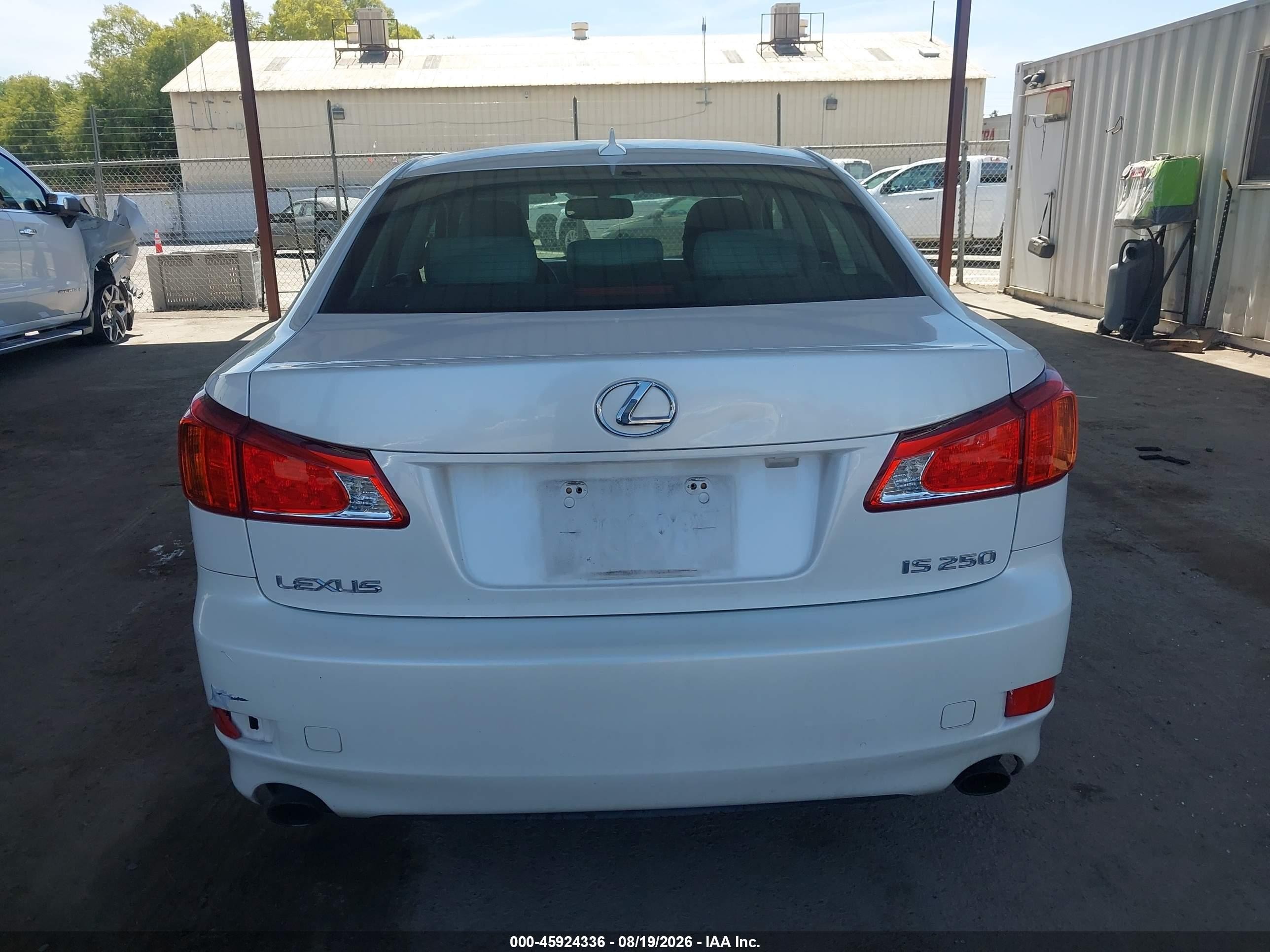 2010 Lexus Is 250   White vin: JTHBF5C23A5107581