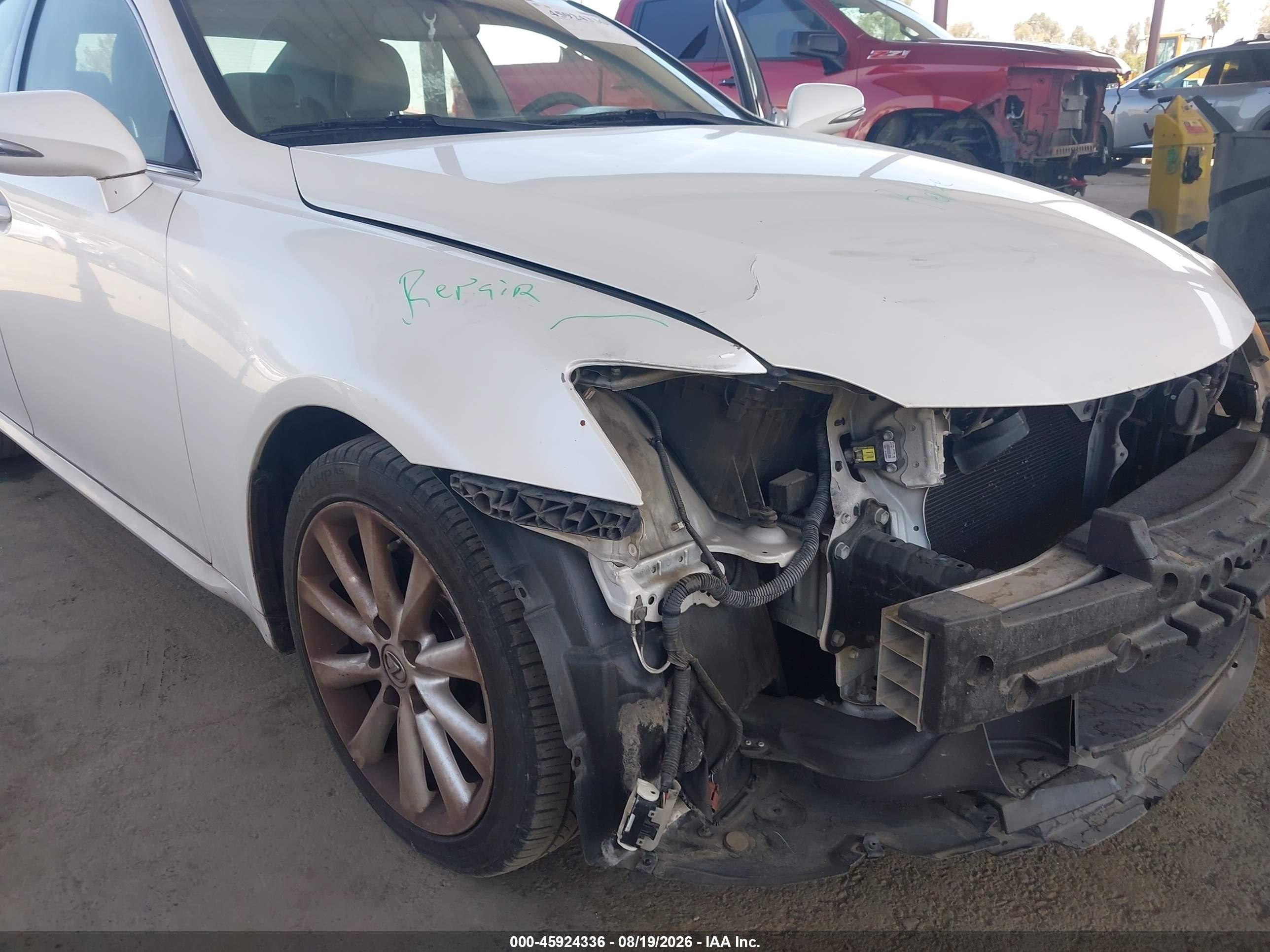 2010 Lexus Is 250   White vin: JTHBF5C23A5107581