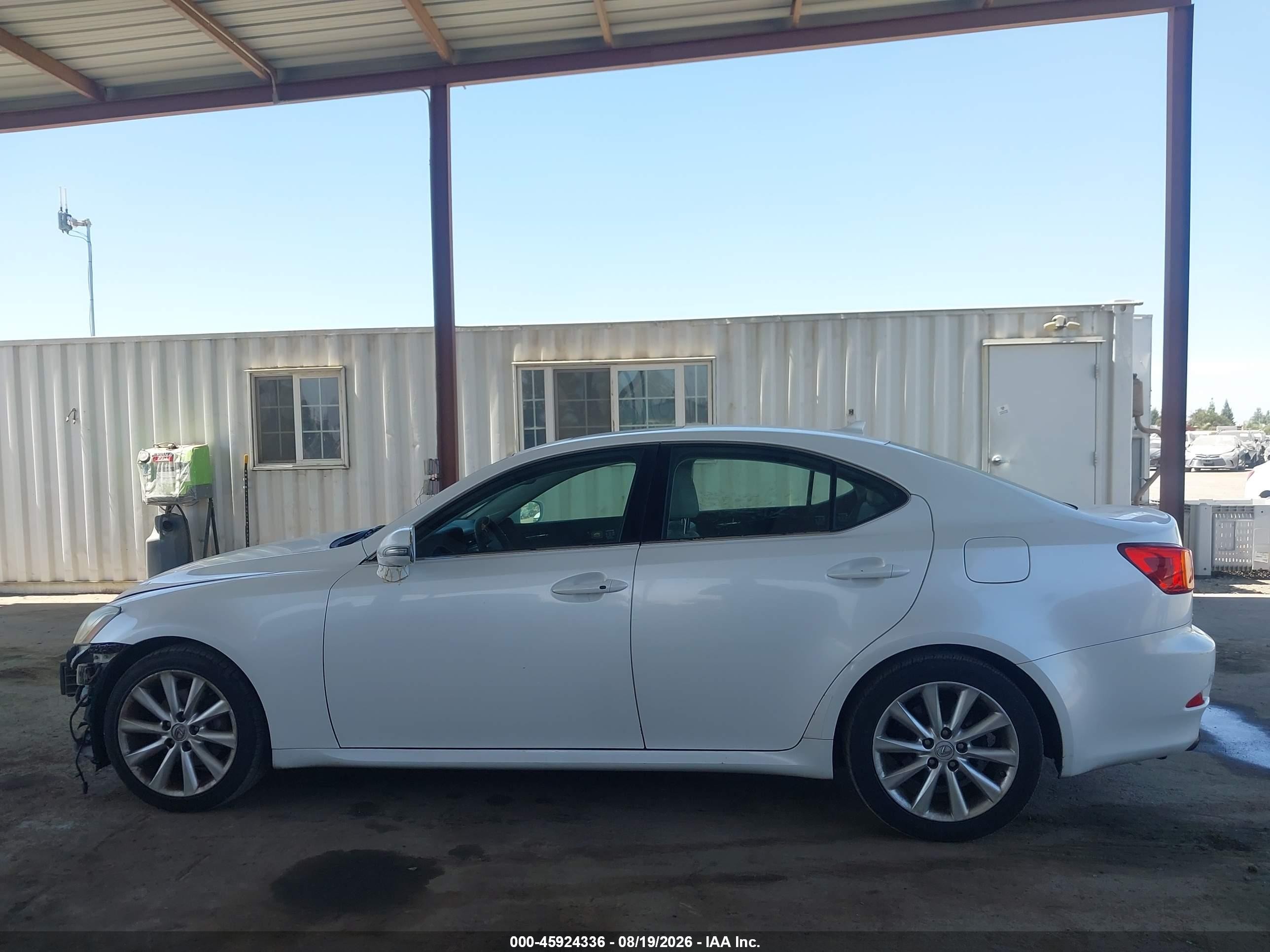 2010 Lexus Is 250   White vin: JTHBF5C23A5107581