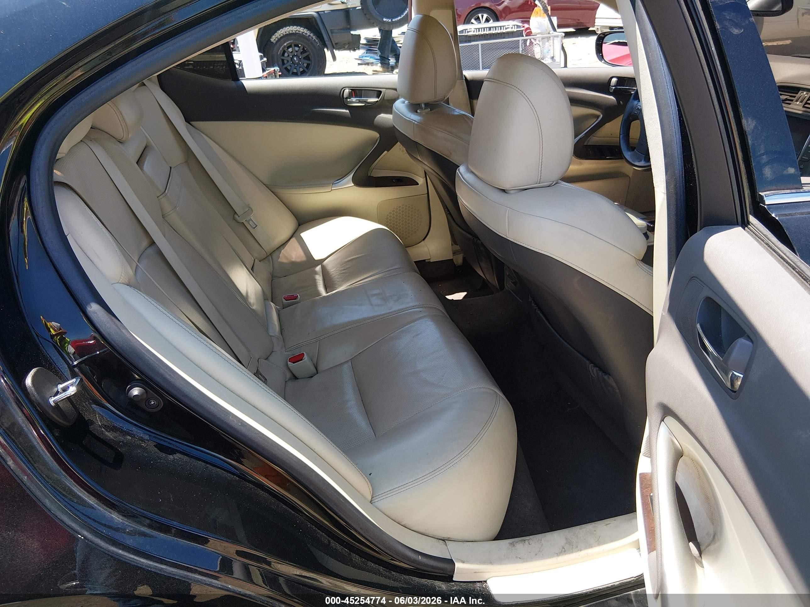 2010 Lexus Is 250   Black vin: JTHBF5C23A5109914