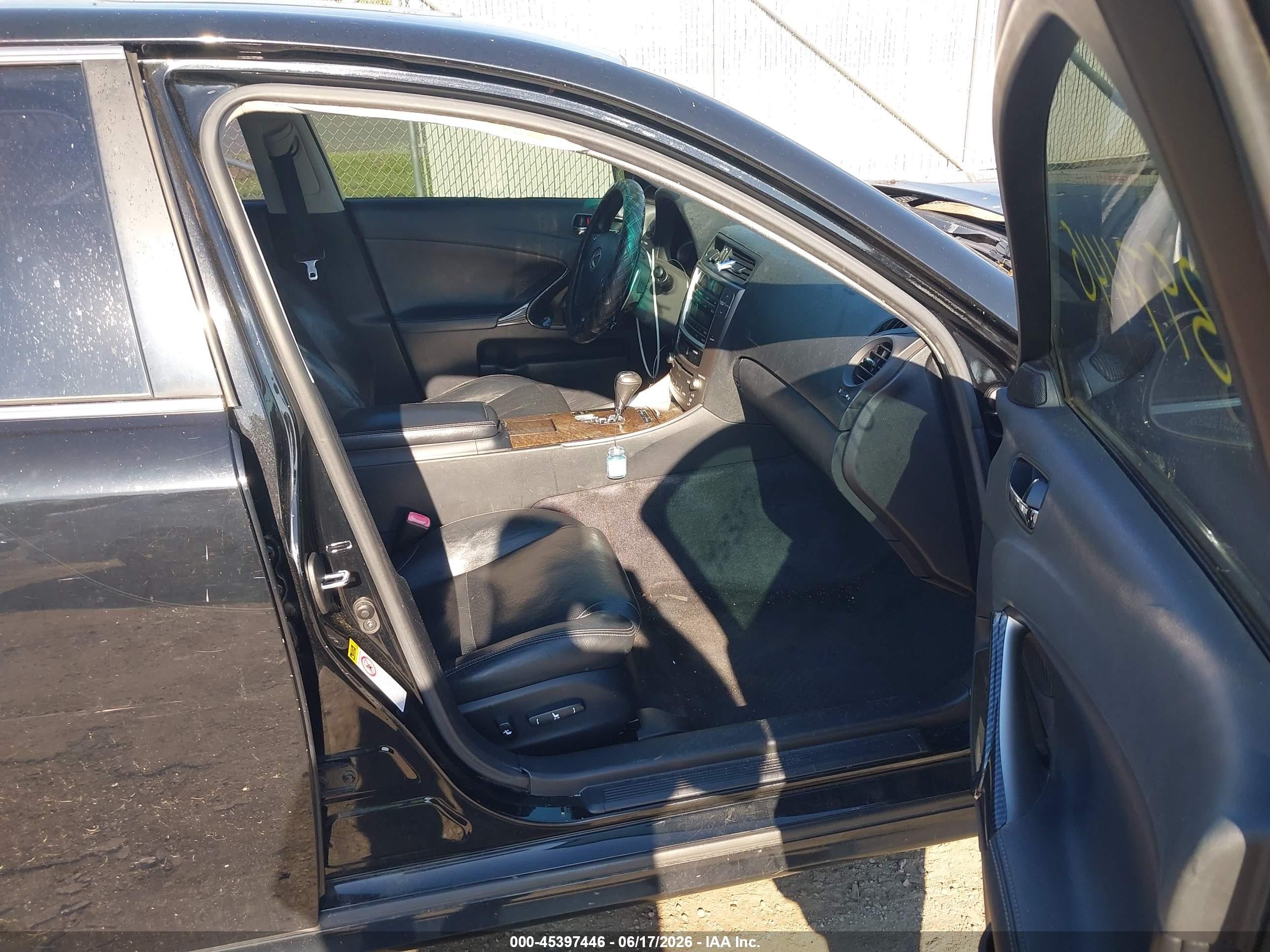 2010 Lexus Is 250 Черный vin: JTHBF5C23A5114093
