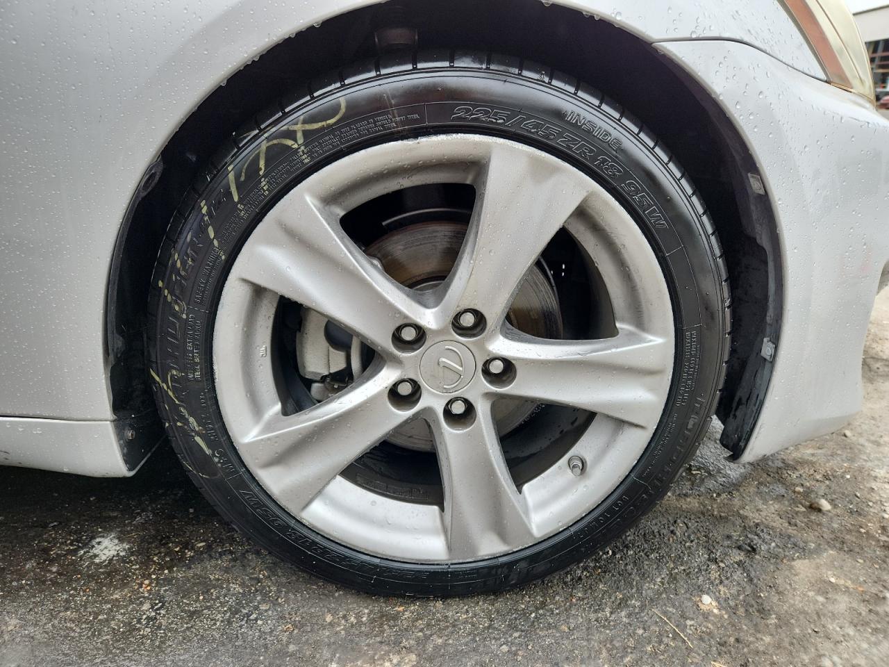 2011 Lexus Is 250 Silver vin: JTHBF5C23B5129257 Damage: Right Front Wheel, Curb Rash, > 12 Inches