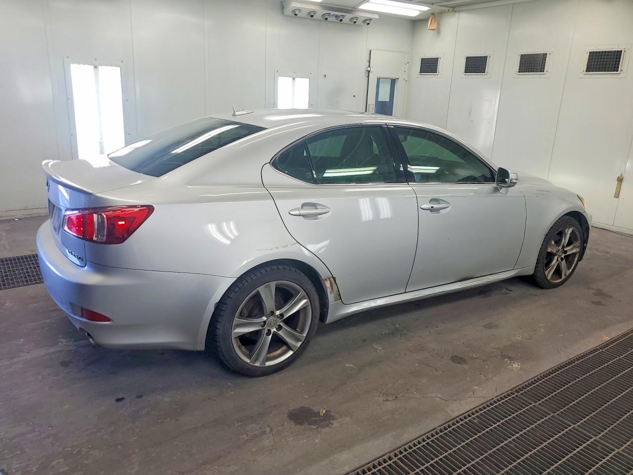 2011 Lexus Is 250 Base Серебряный vin: JTHBF5C23B5156670