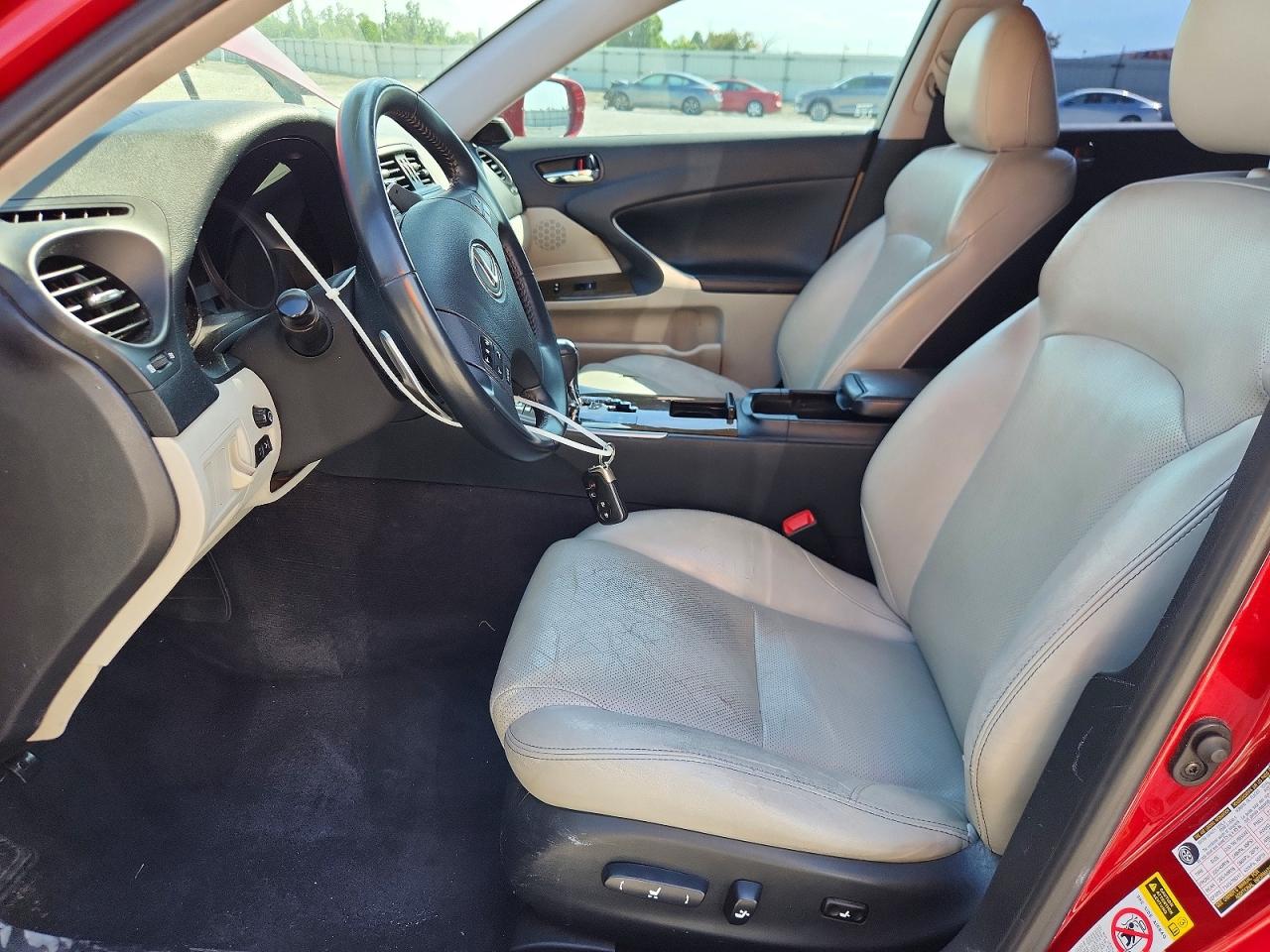2010 Lexus Is 250 Red vin: JTHBF5C24A5113454