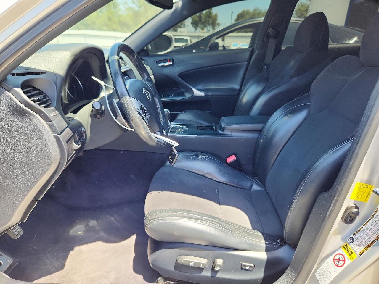 2011 Lexus Is 250 Base Серебряный vin: JTHBF5C24B2101369