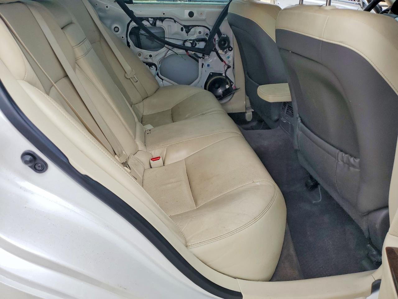 2011 Lexus Is 250 Base White vin: JTHBF5C24B5140896
