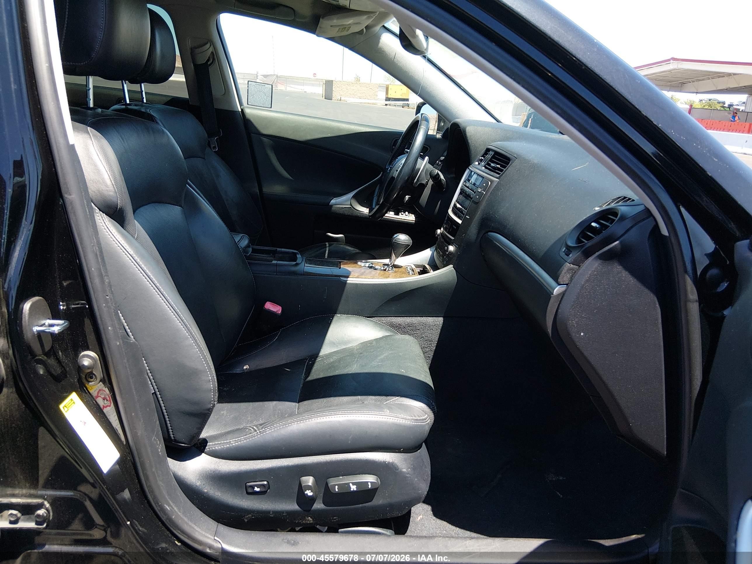 2011 Lexus Is 250   Black vin: JTHBF5C24B5151929
