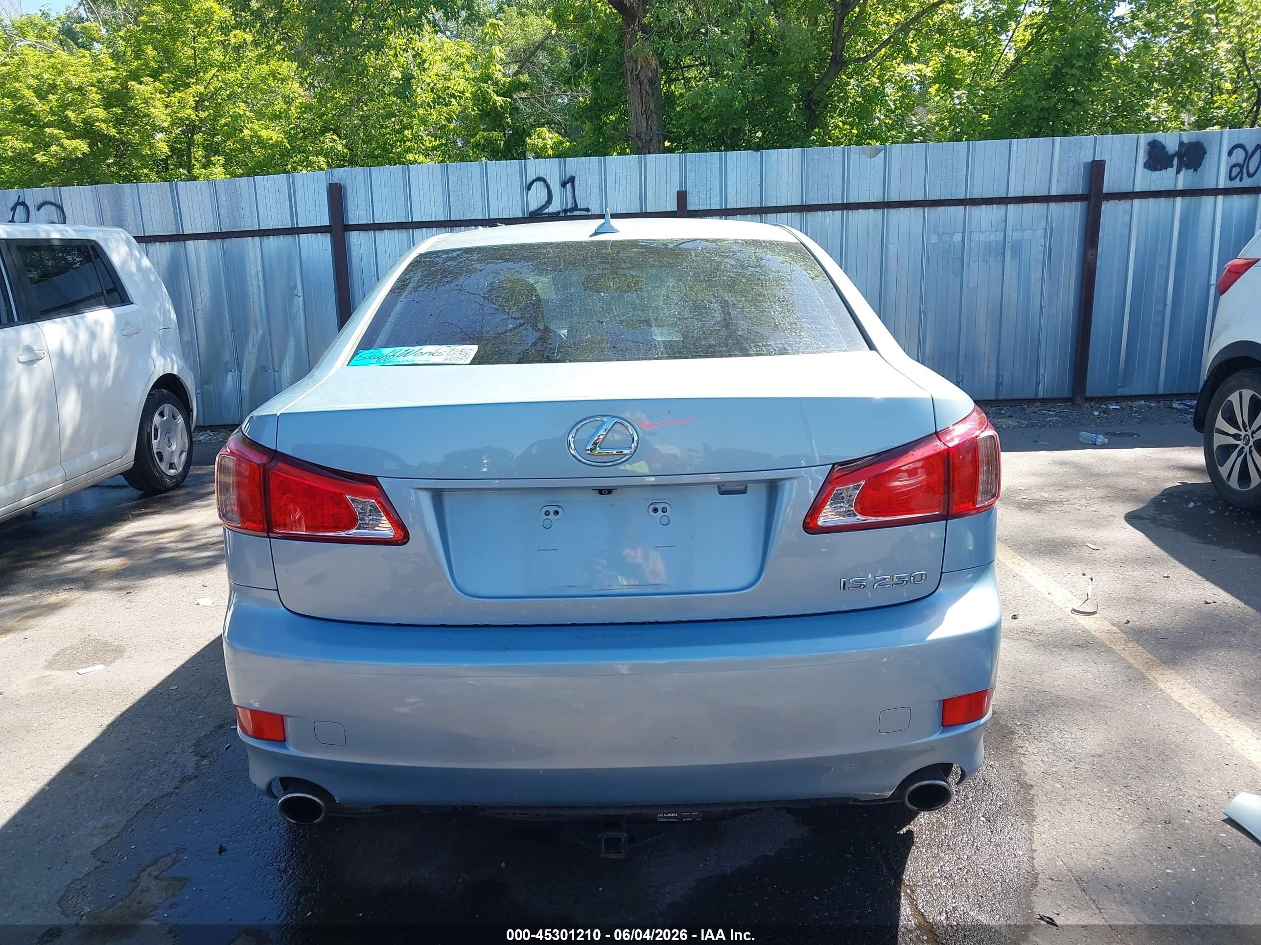 2011 Lexus Is 250 Light Blue vin: JTHBF5C24B5153342