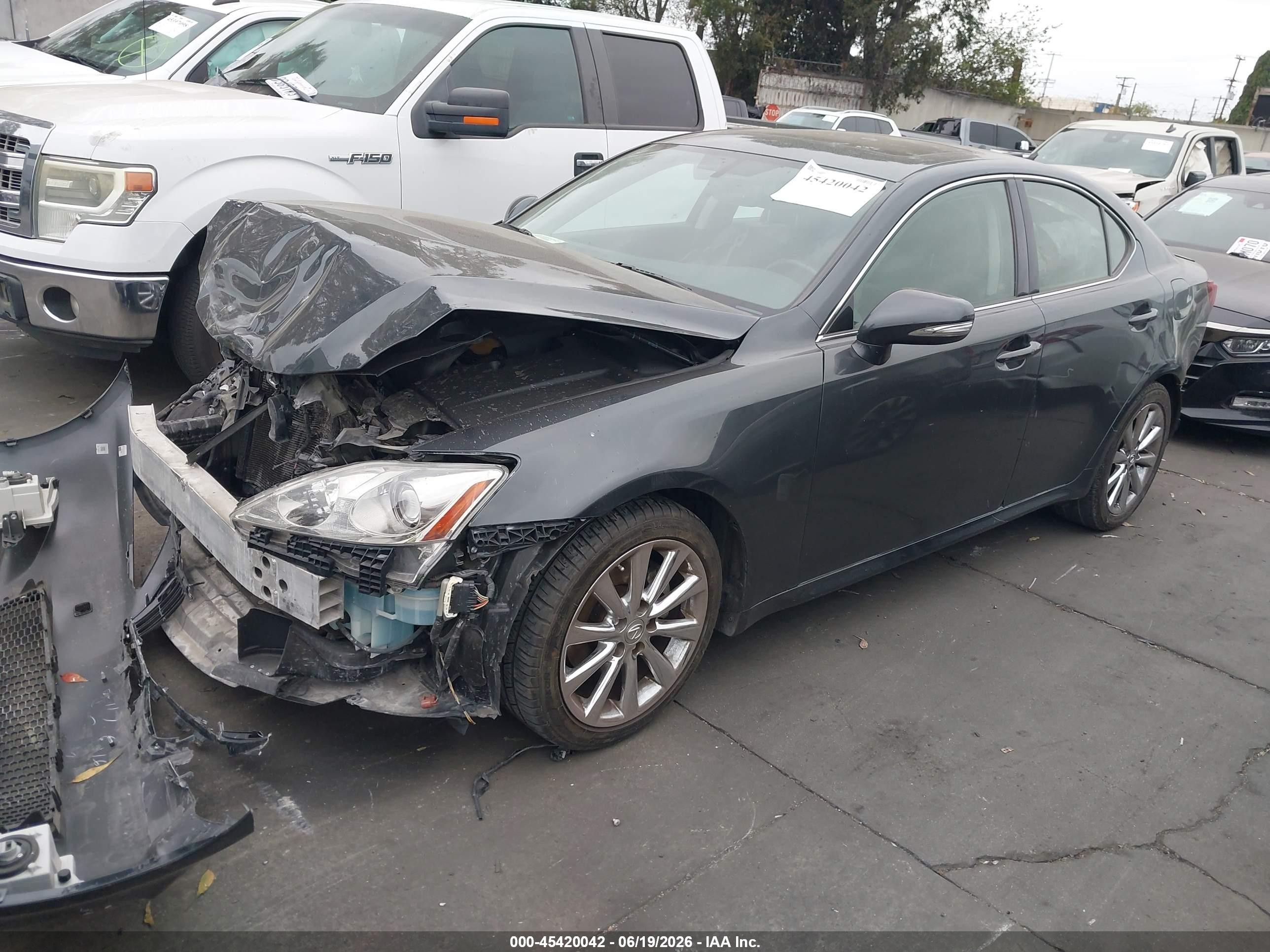 2010 Lexus Is 250   Серый vin: JTHBF5C25A5128688