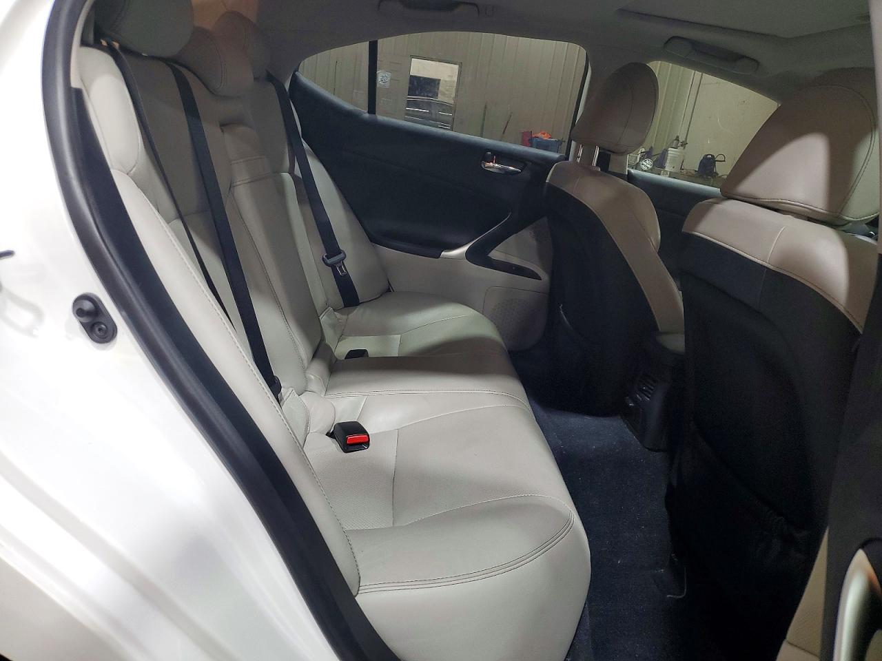 2011 Lexus Is 250 Base White vin: JTHBF5C25B5134704