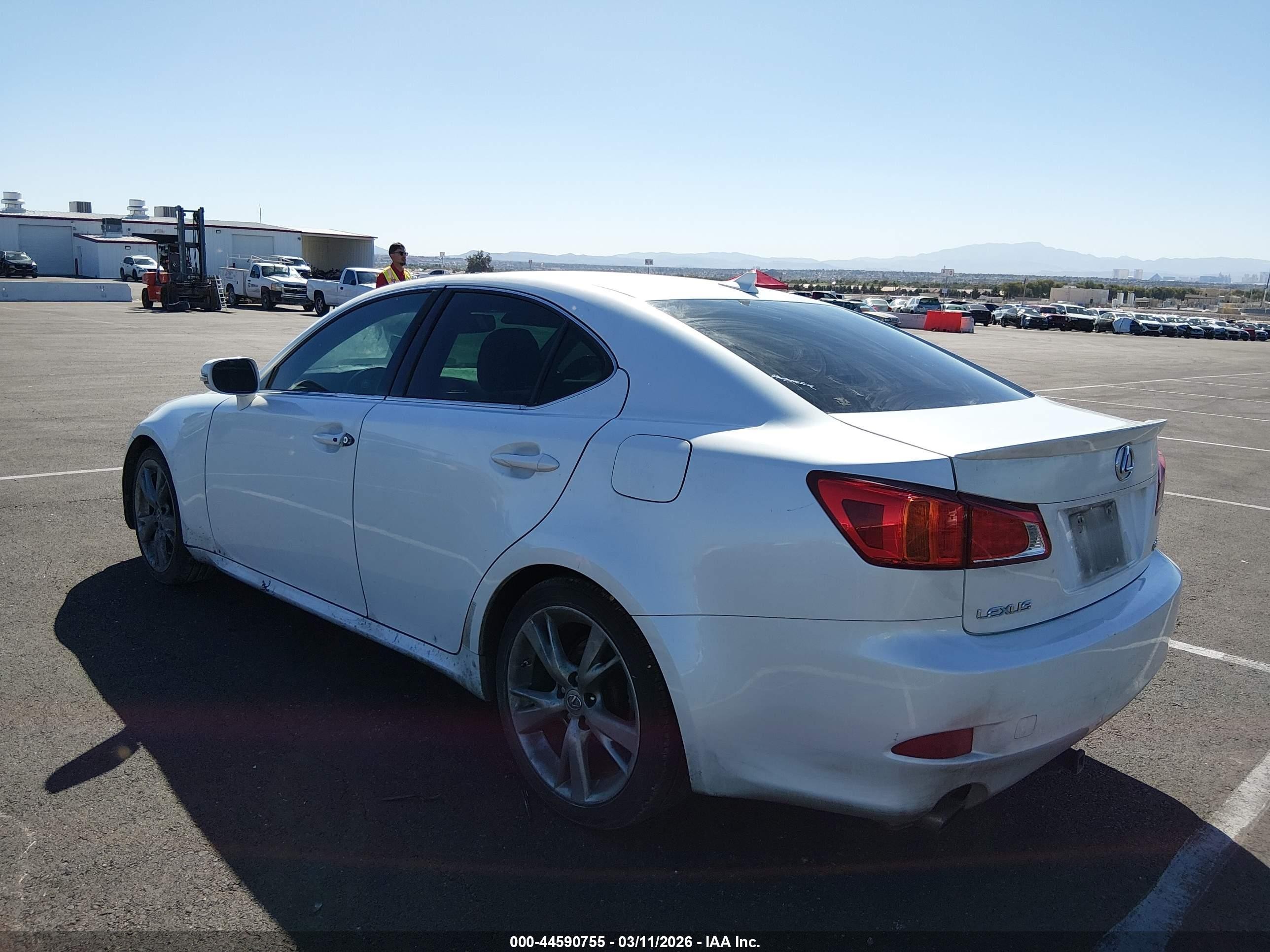 2010 Lexus Is 250   White vin: JTHBF5C26A5120230
