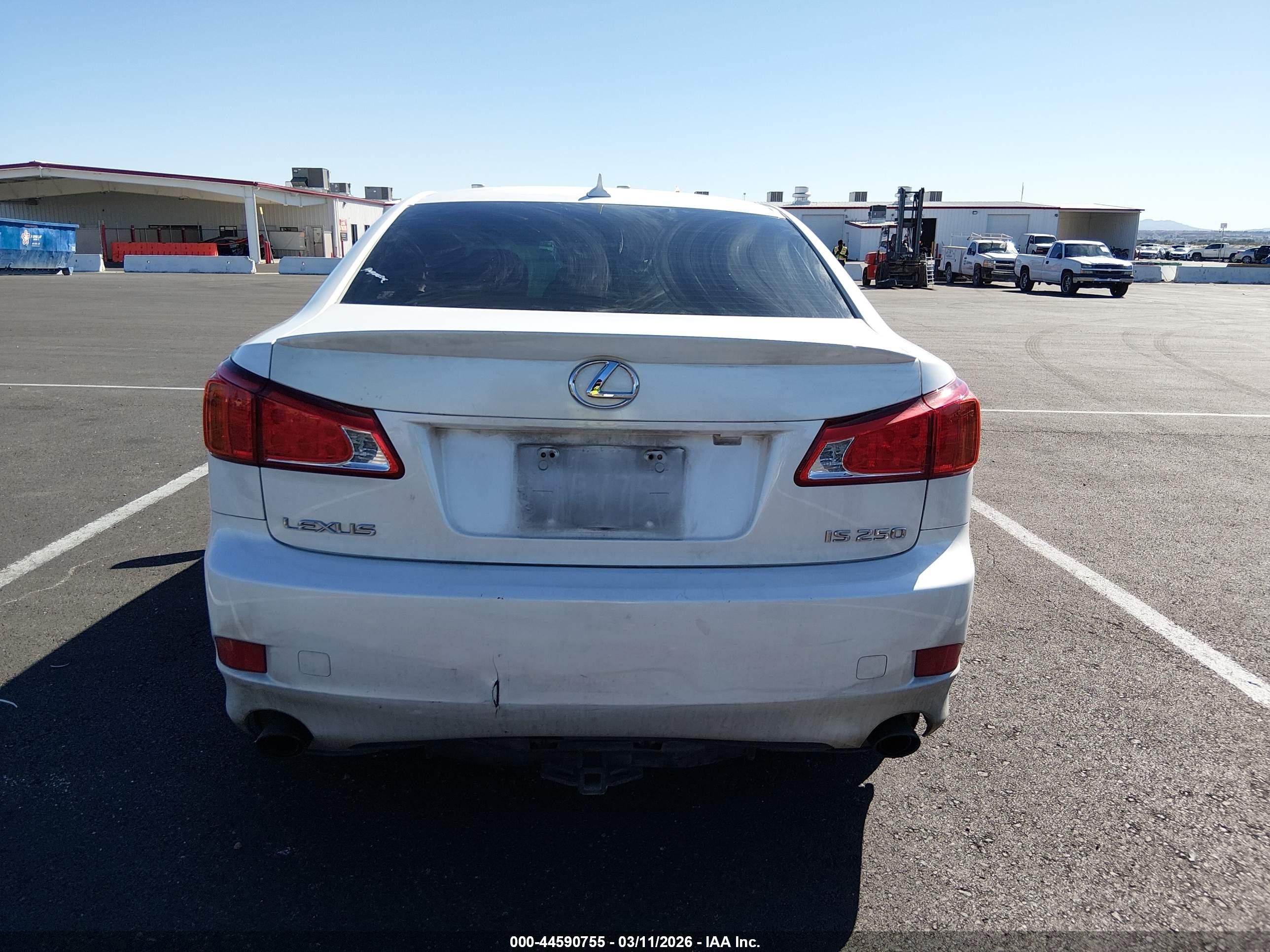 2010 Lexus Is 250   White vin: JTHBF5C26A5120230