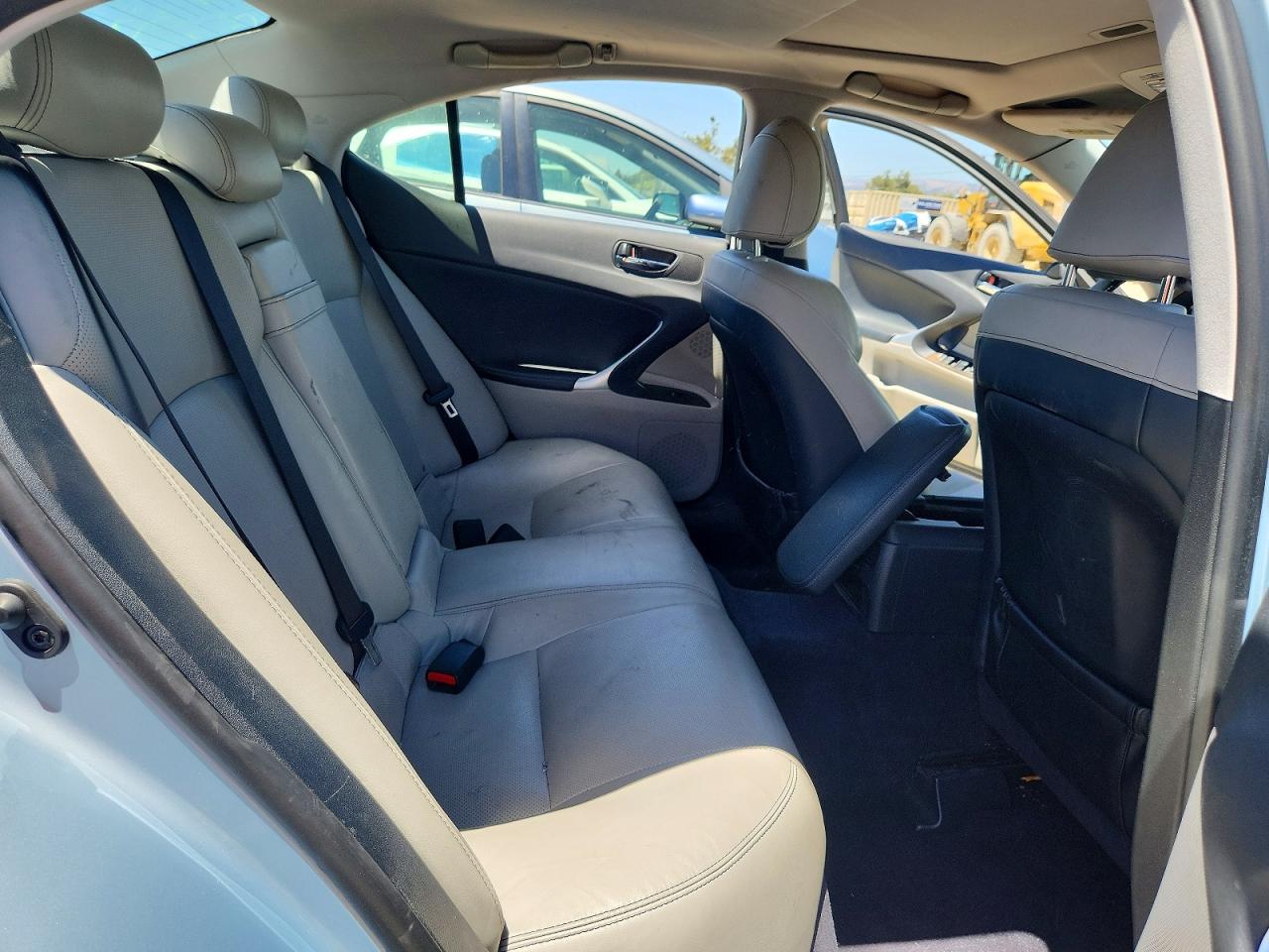 2011 Lexus Is 250 Blue vin: JTHBF5C26B5154637