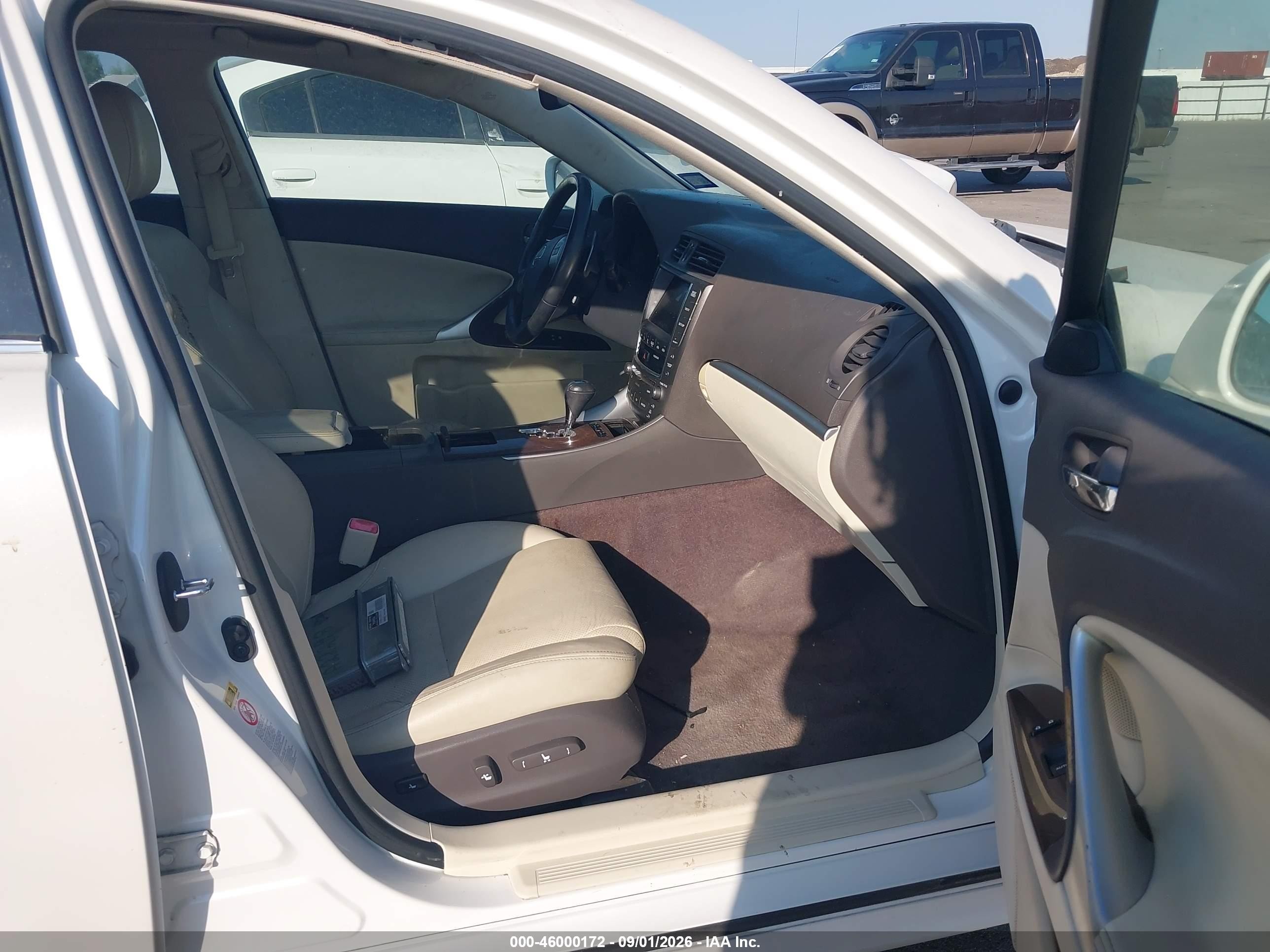 2012 Lexus Is 250 White vin: JTHBF5C26C5172766