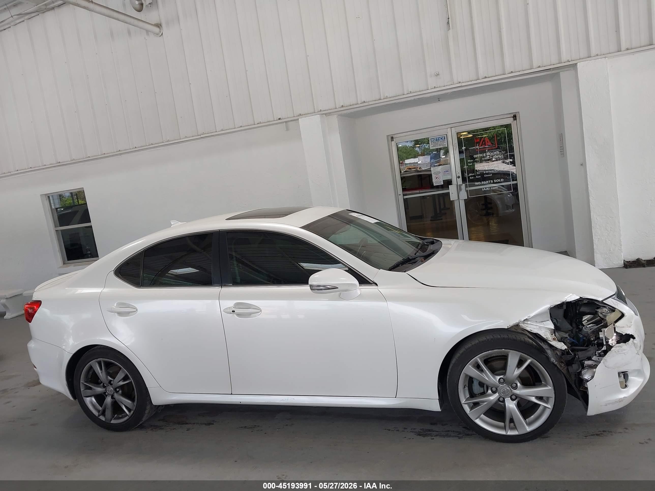 2010 Lexus Is 250   White vin: JTHBF5C27A5128143