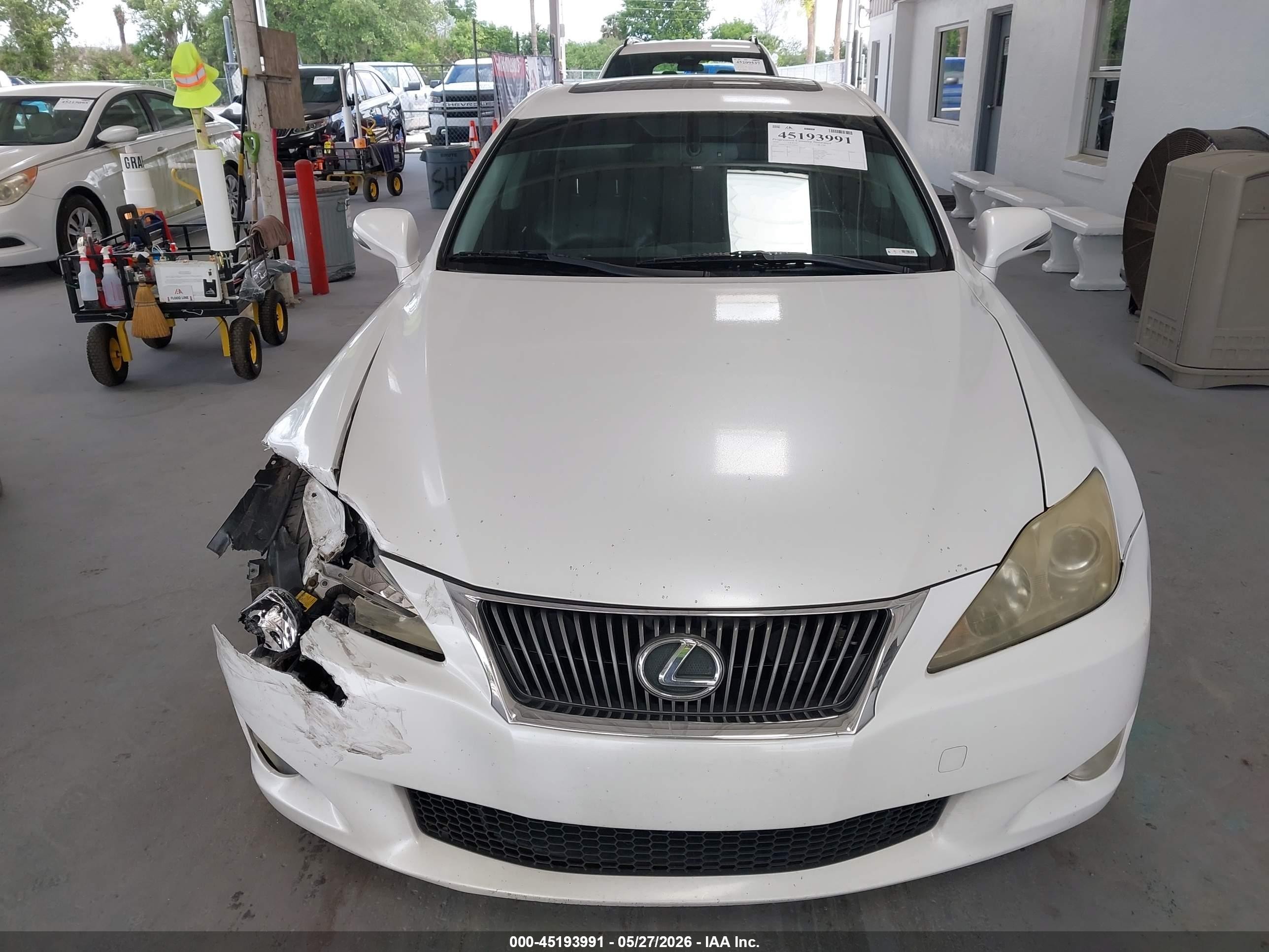 2010 Lexus Is 250   White vin: JTHBF5C27A5128143