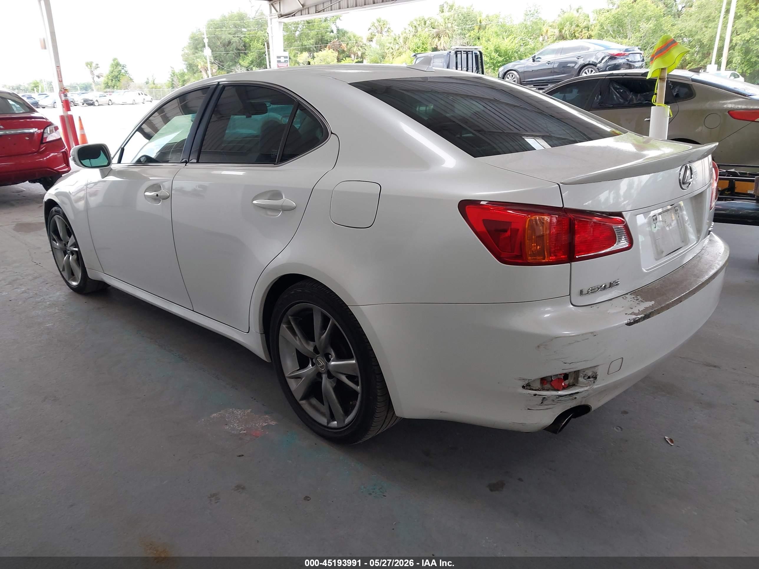2010 Lexus Is 250   White vin: JTHBF5C27A5128143