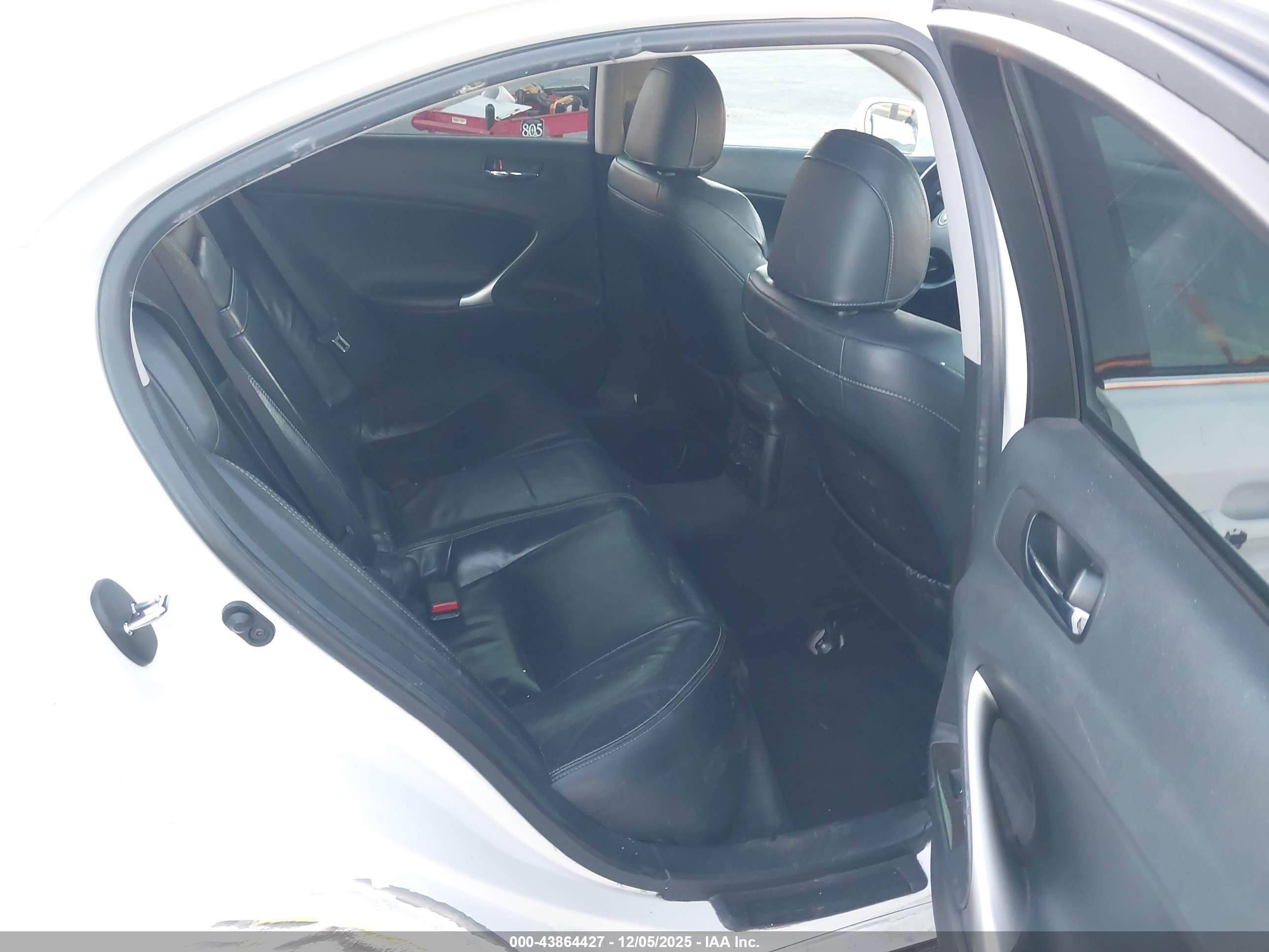 2011 Lexus Is 250   White vin: JTHBF5C27B5149074