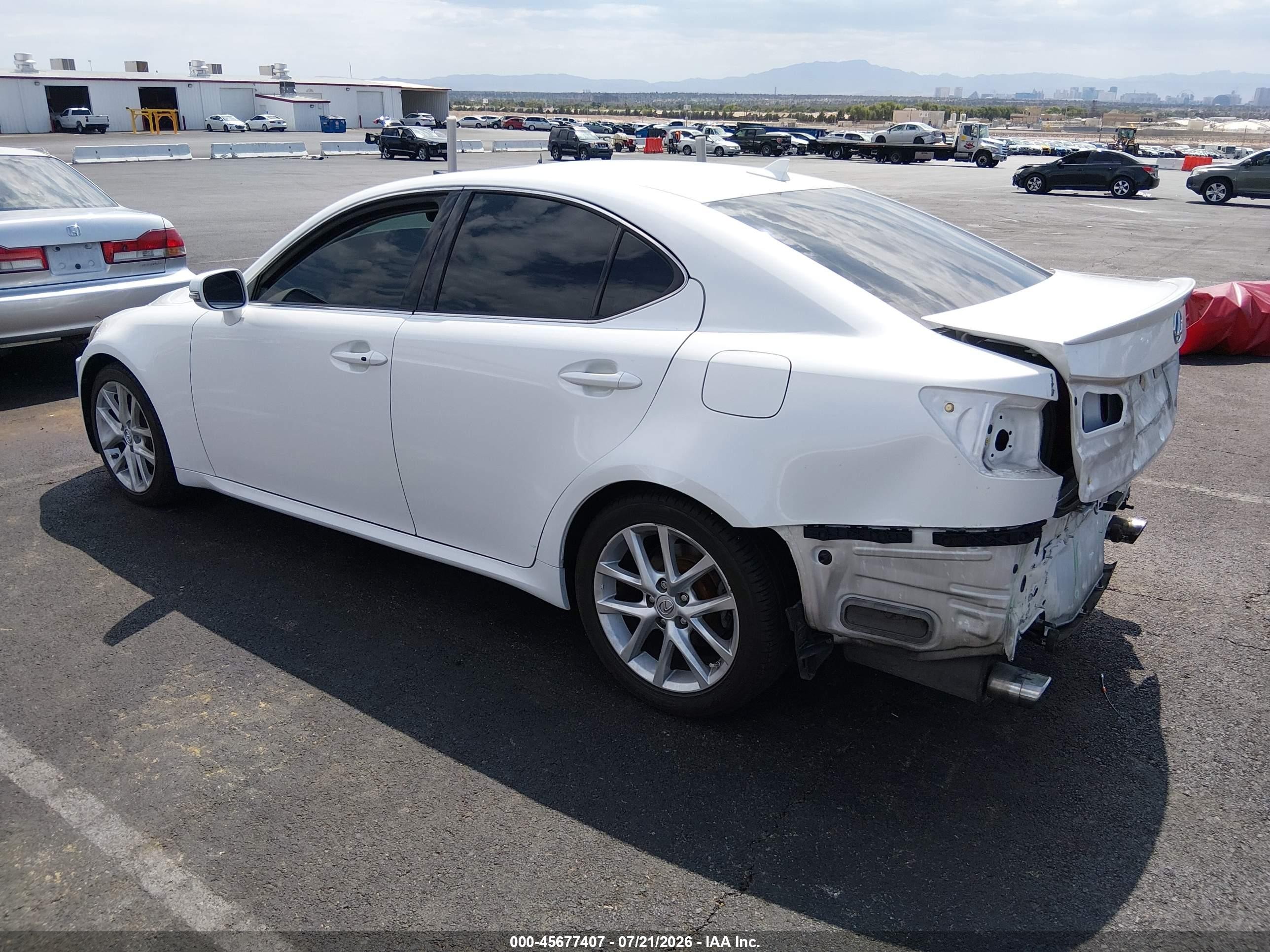 2011 Lexus Is 250   Белый vin: JTHBF5C27B5151097