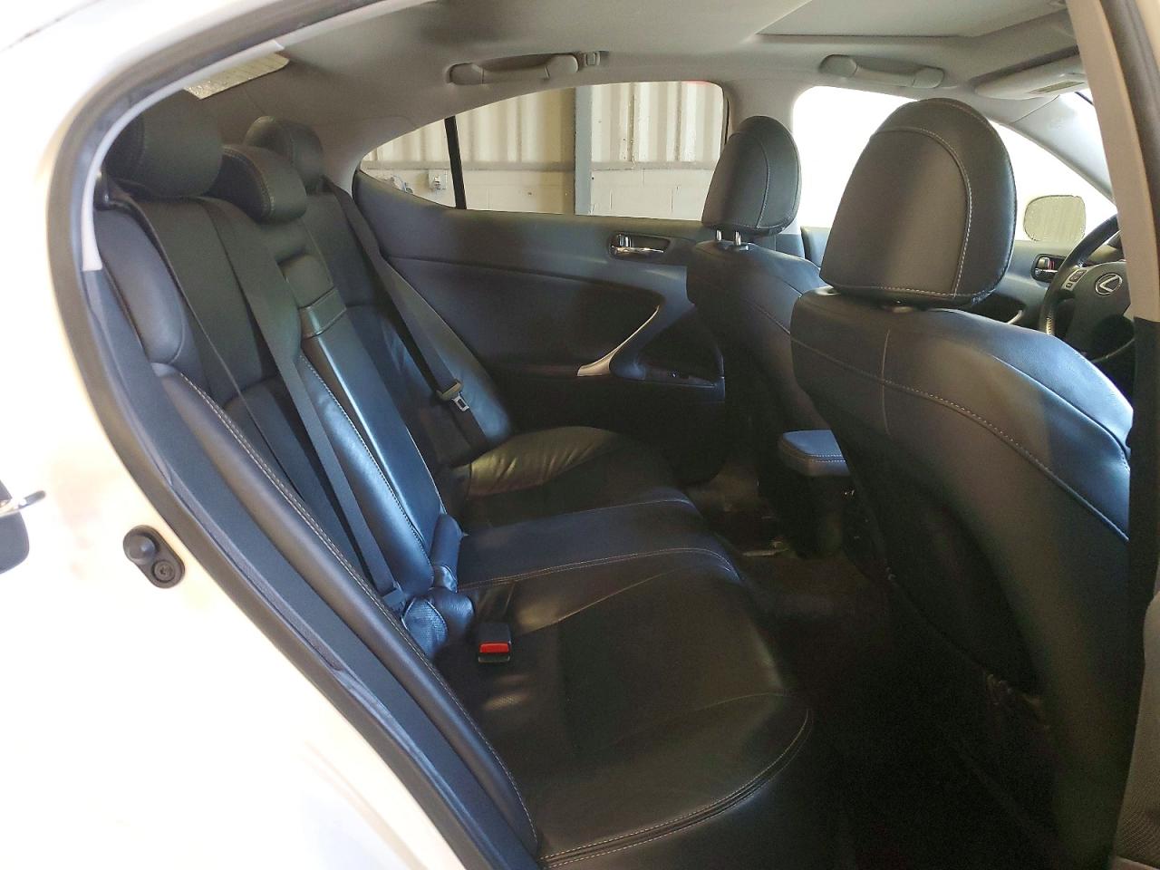 2011 Lexus Is 250 Белый vin: JTHBF5C28B5150234