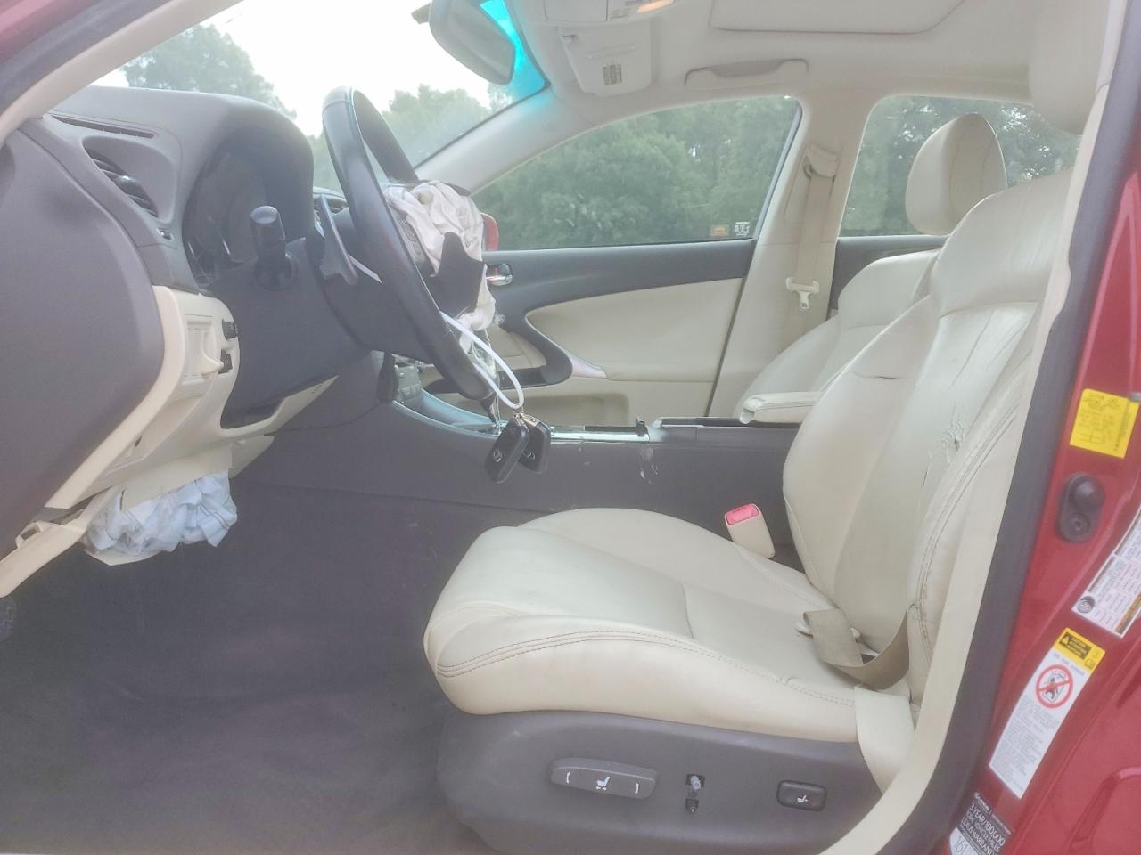 2011 Lexus Is 250 Red vin: JTHBF5C28B5151643