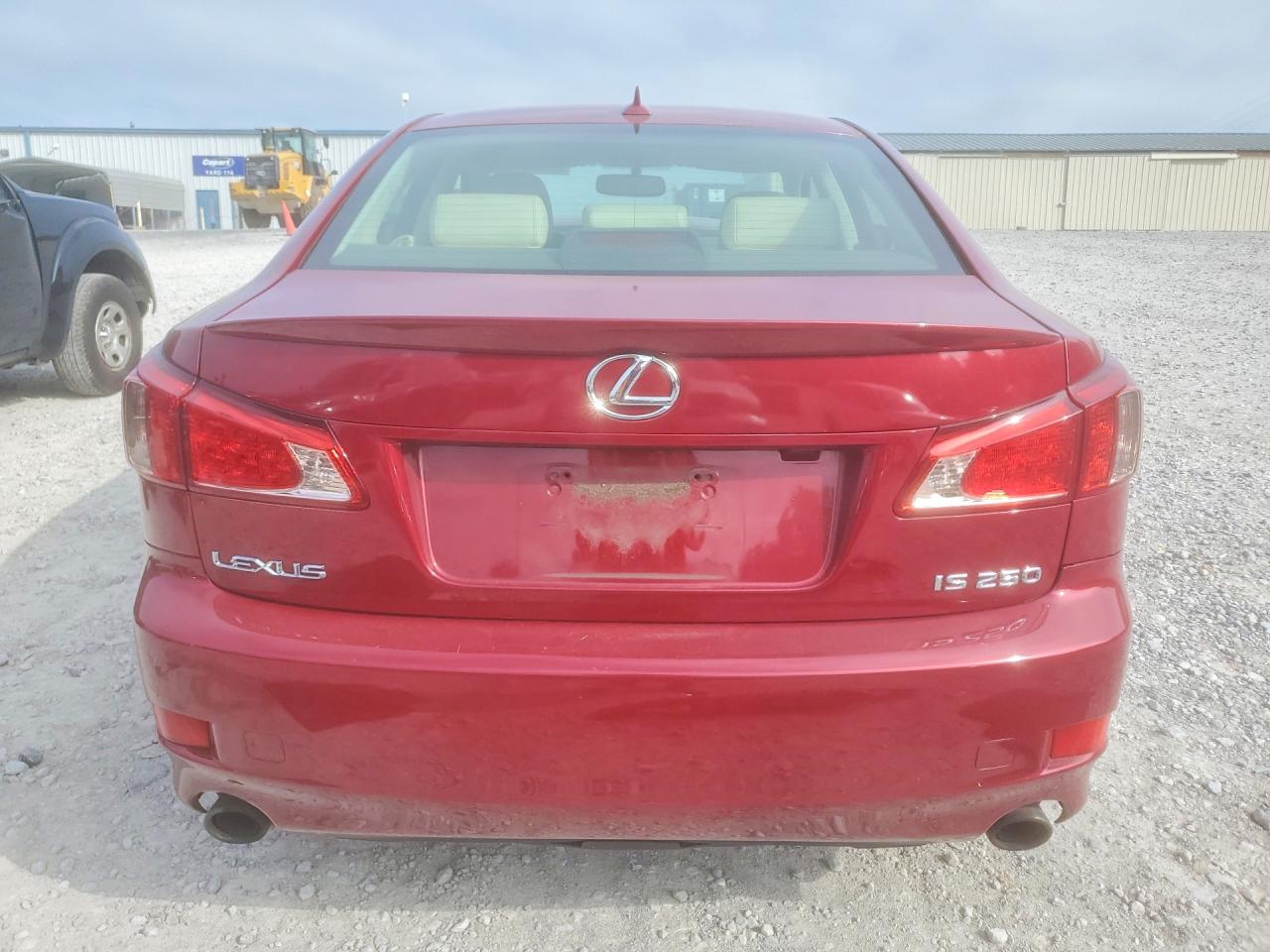 2011 Lexus Is 250 Red vin: JTHBF5C28B5151643