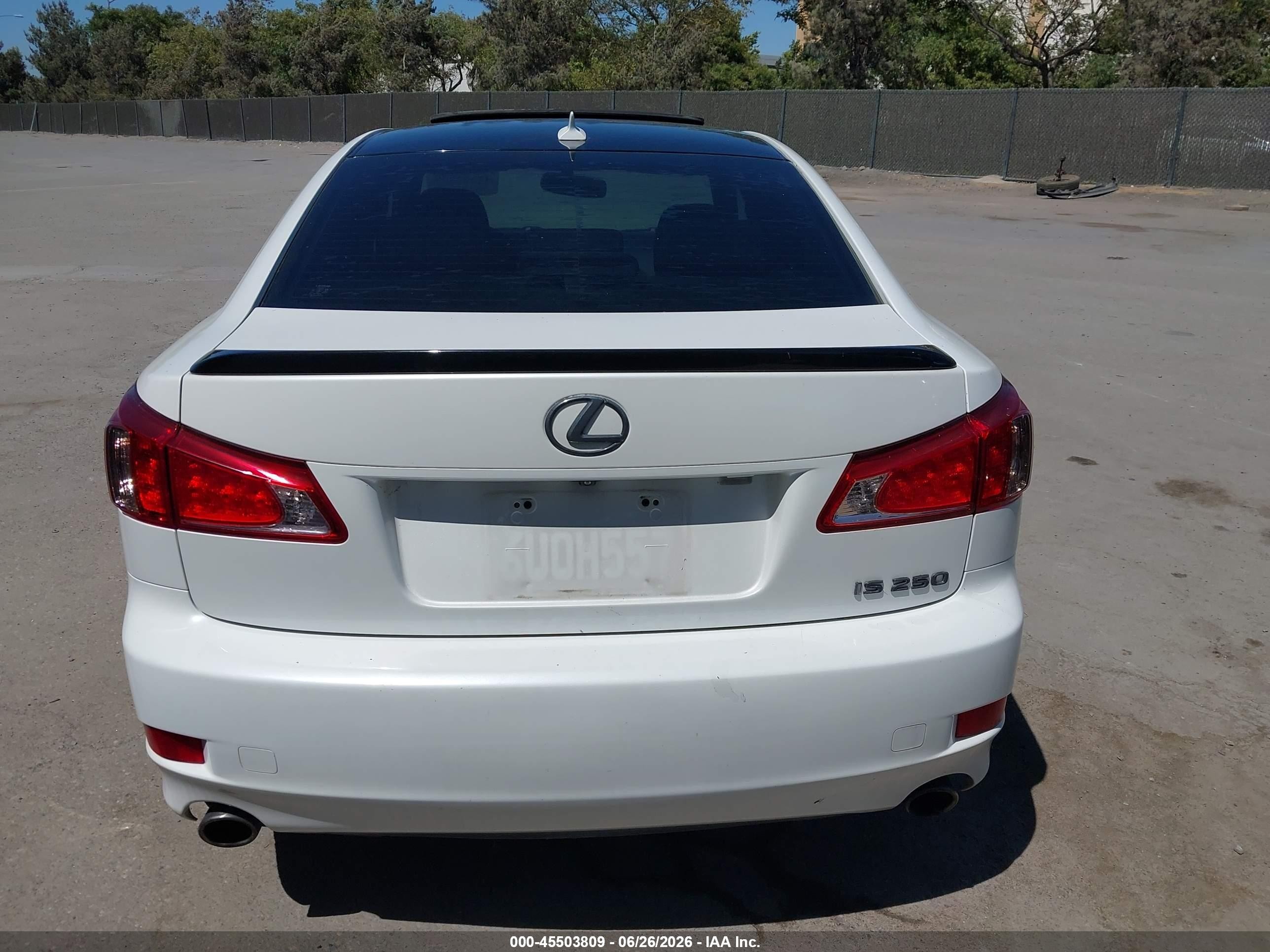 2012 Lexus Is 250   White vin: JTHBF5C28C5157007