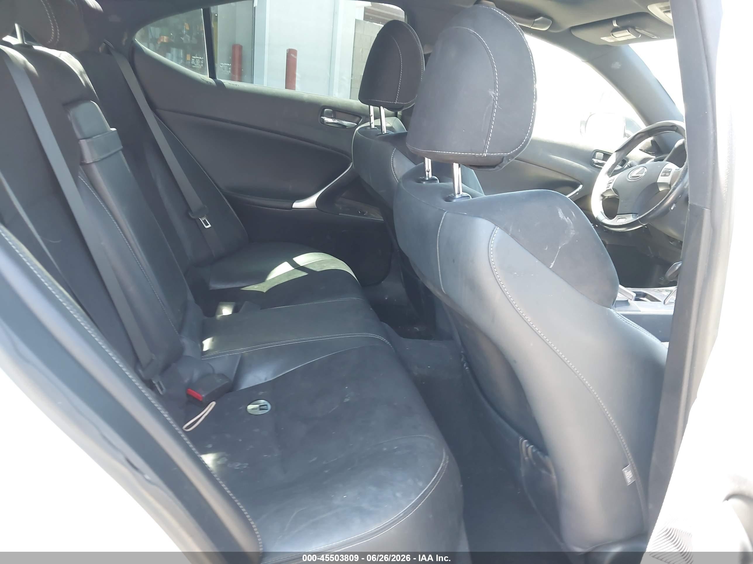 2012 Lexus Is 250   White vin: JTHBF5C28C5157007