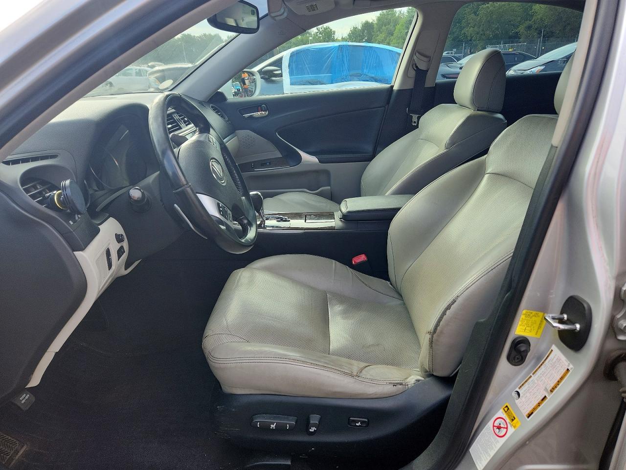 2012 Lexus Is 250 Base Серебряный vin: JTHBF5C28C5183719