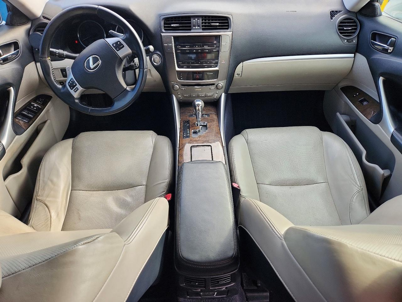 2012 Lexus Is 250 Base Серебряный vin: JTHBF5C28C5183719