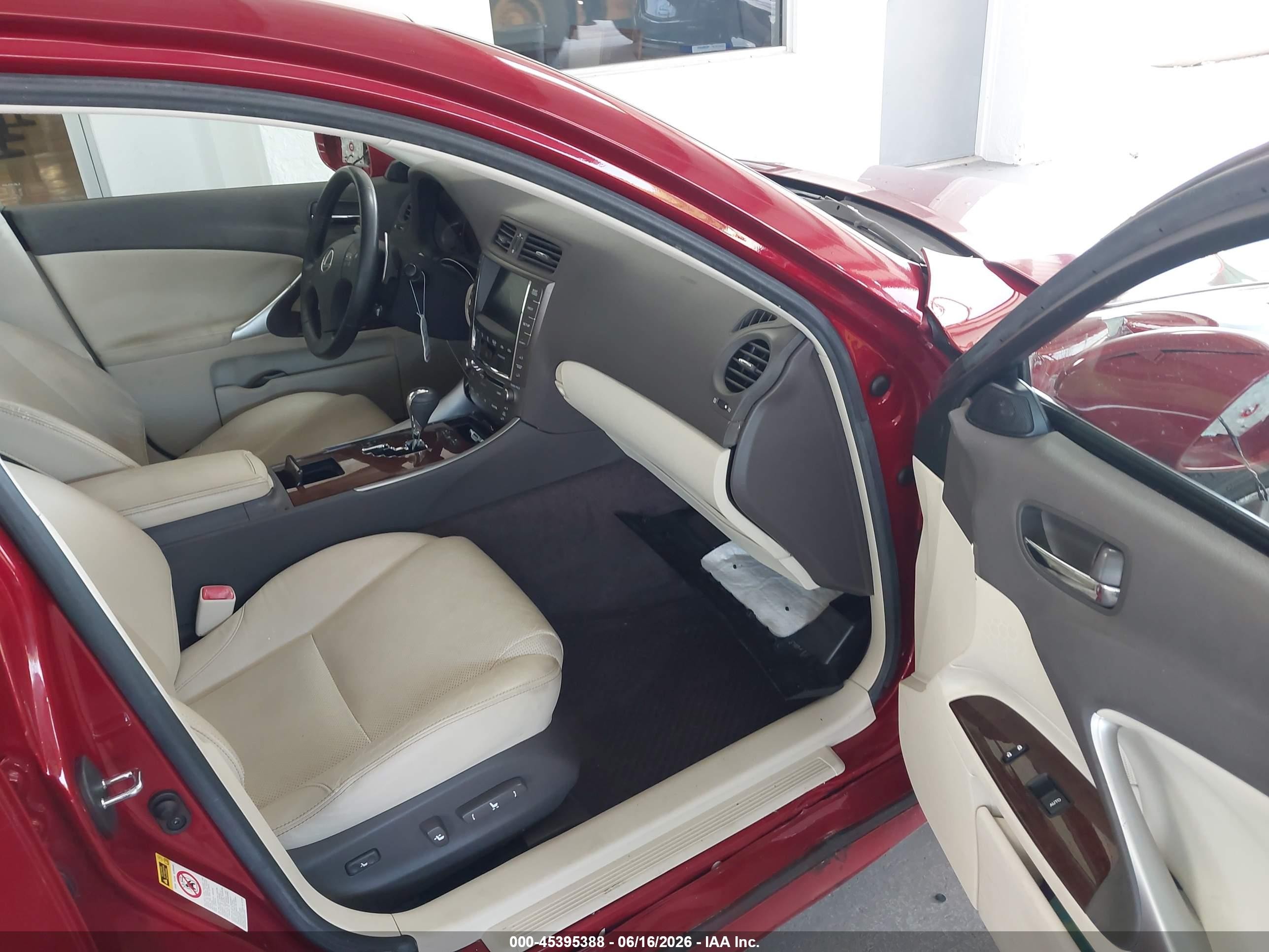 2010 Lexus Is 250   Maroon vin: JTHBF5C29A5112574