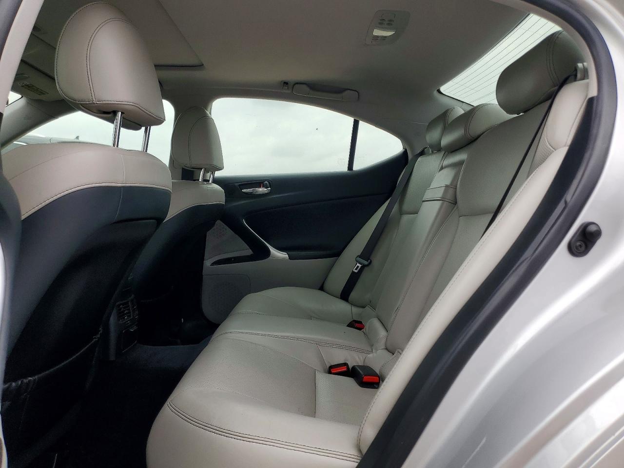 2011 Lexus Is 250 Серебряный vin: JTHBF5C29B5148105