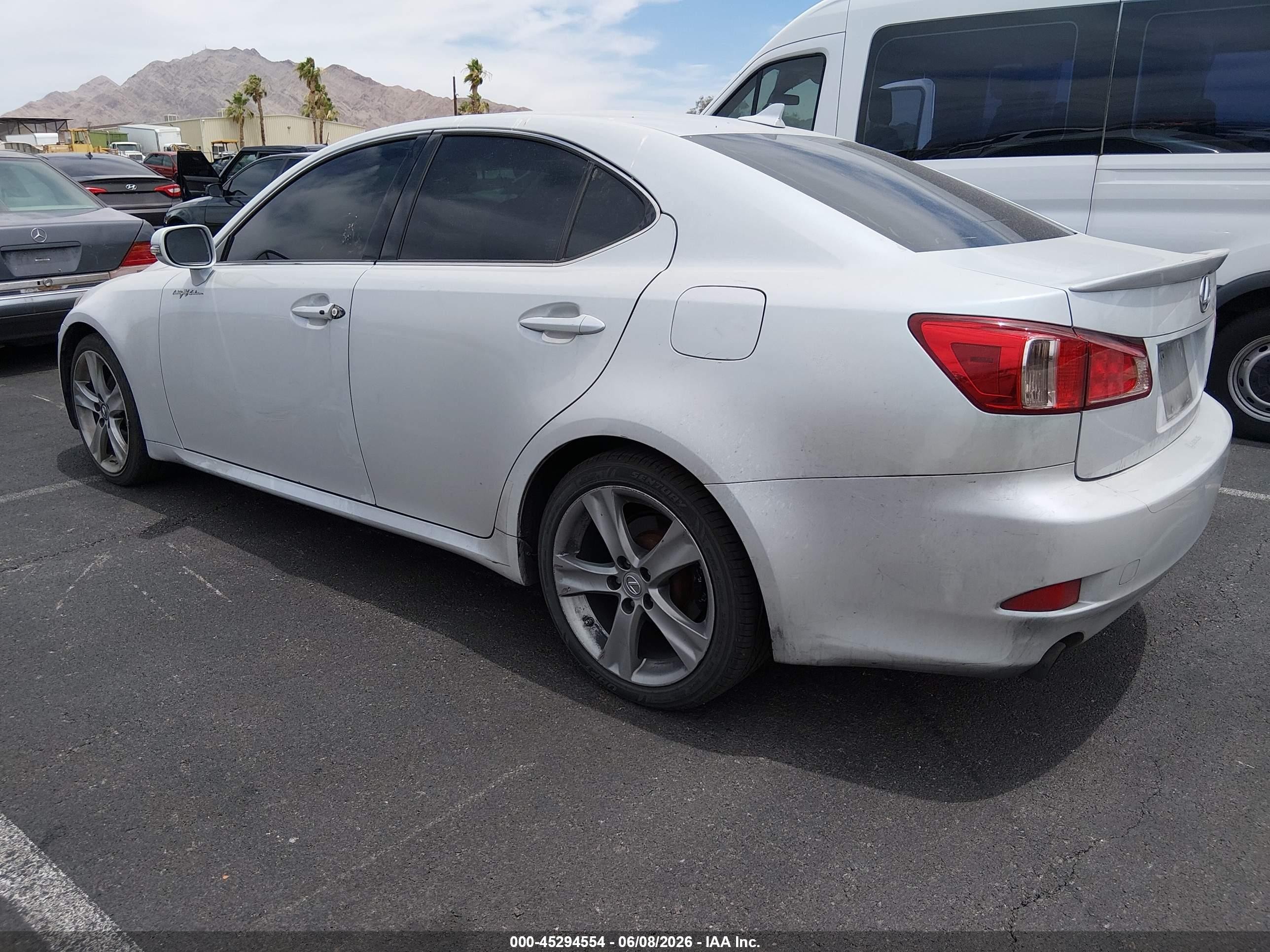 2011 Lexus Is 250   White vin: JTHBF5C2XB5138053