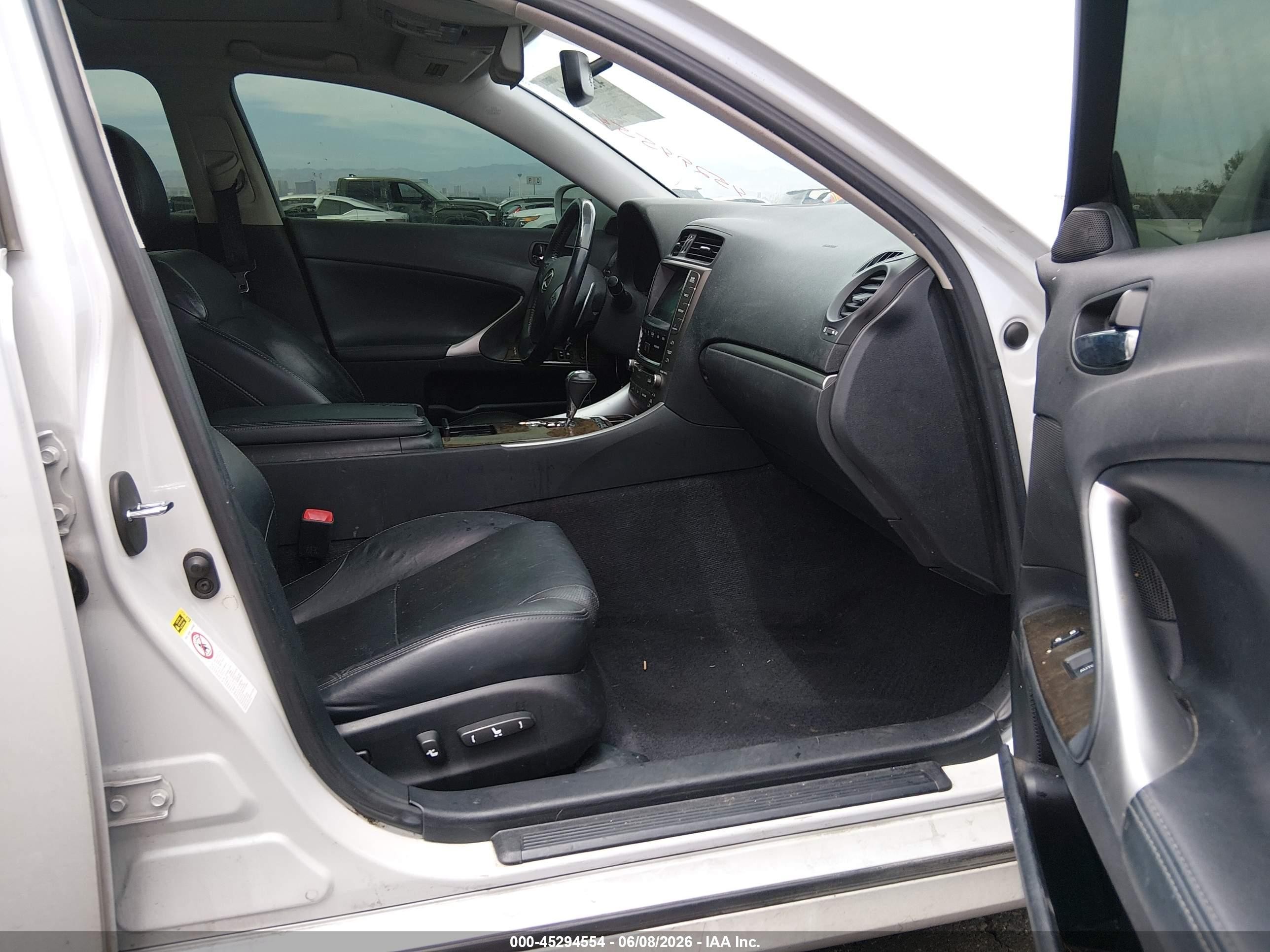 2011 Lexus Is 250   White vin: JTHBF5C2XB5138053